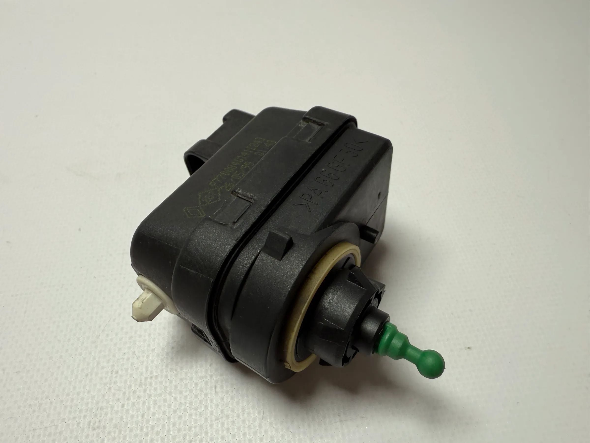 Regulador Original da luz do farol RENAULT CLIO MEGANE TWINGO LWR 7700840141 - auto-veritas.com/pt/