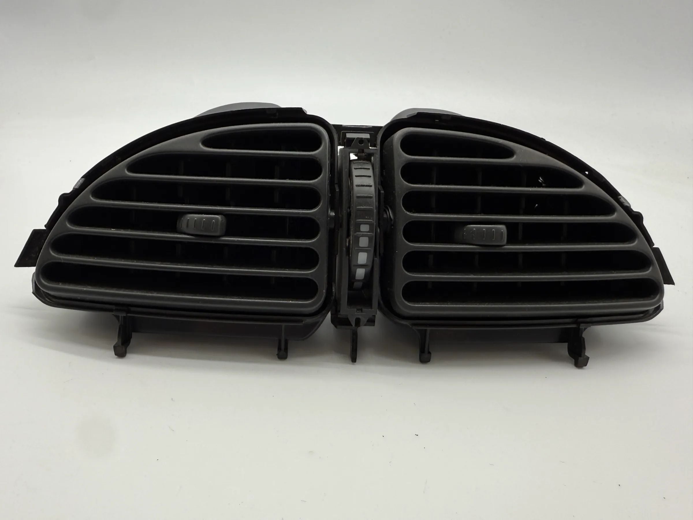 Original Citroen C5 (RE/DC/DE/DC) Luftdüse Luftgitter Mitte Vorne 963261727A