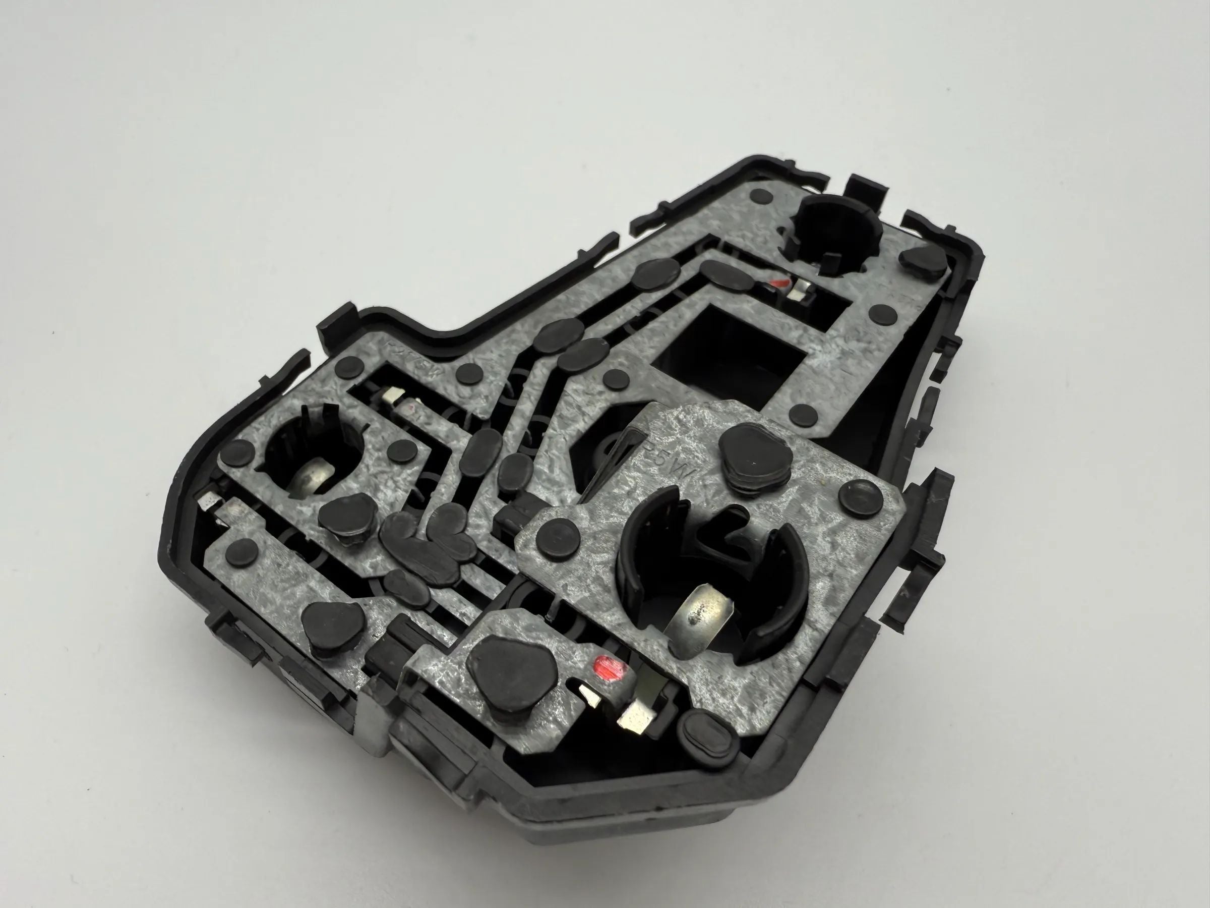 Oryginalny uchwyt lampy tylnej lewej Ford Galaxy (WGR) 7M5945257 / 962603