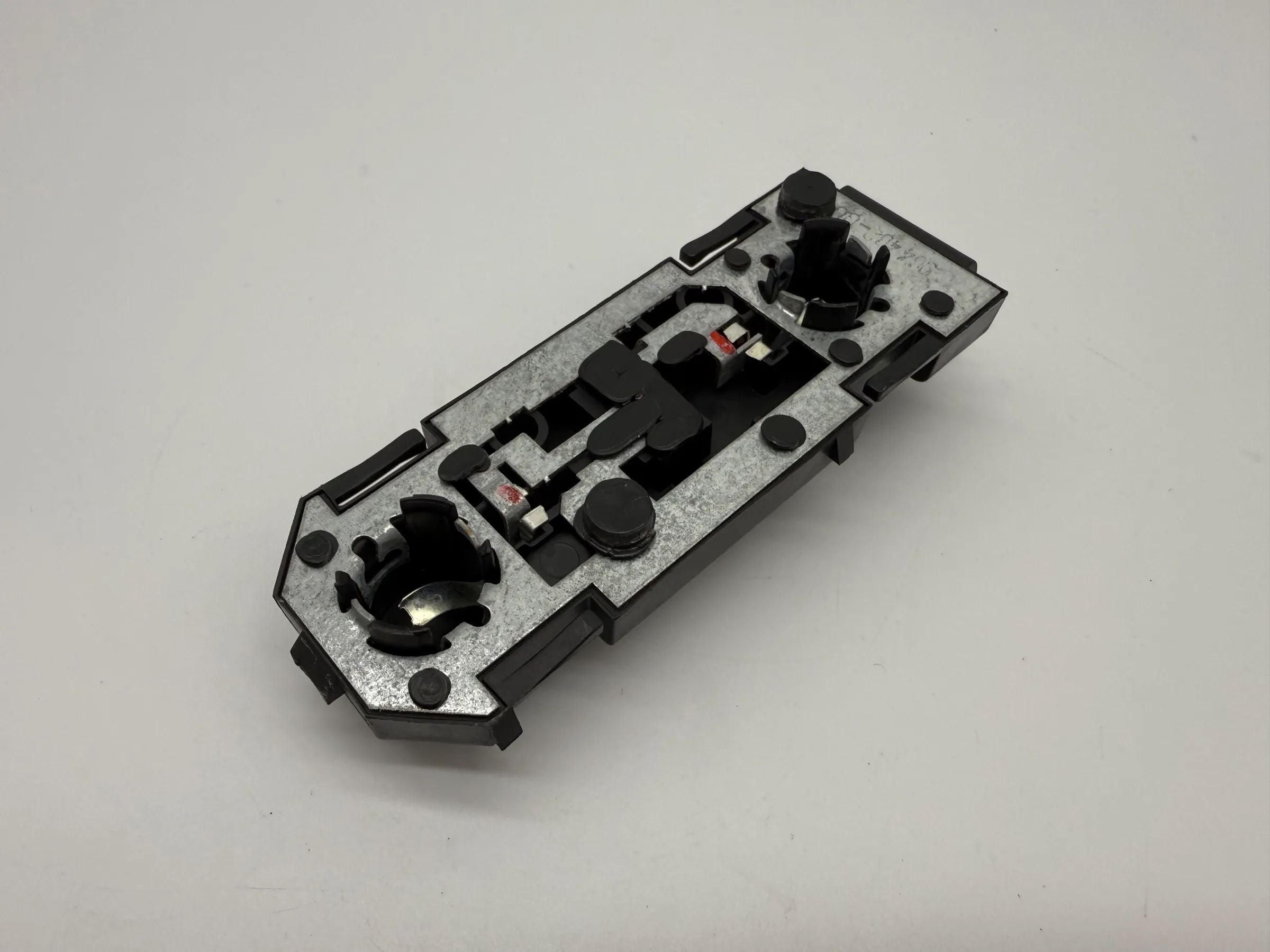 Oryginalny uchwyt lampy tylnej VW Sharan Ford Galaxy, Alhambra L/P 7M3945257A