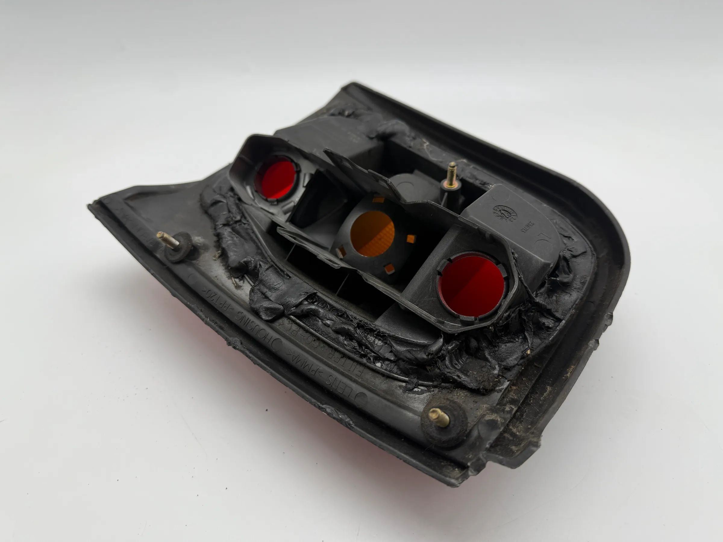 Original Nissan Micra (K11) Rücklicht / Rückleuchte Rechts 265556F600