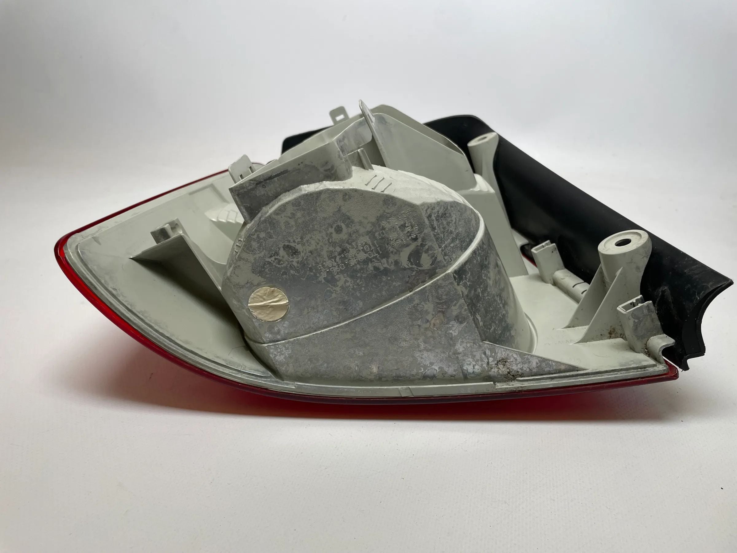 Original Volkswagen Touran (1T1/1T2) Rückleuchte Rechts Hinten 1T0945096C