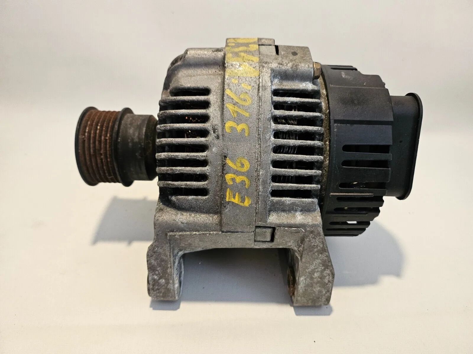 orijinal BMW E36 M42 M43 M44 Lima Şarj Dinamosu Valeo 80A 1247288