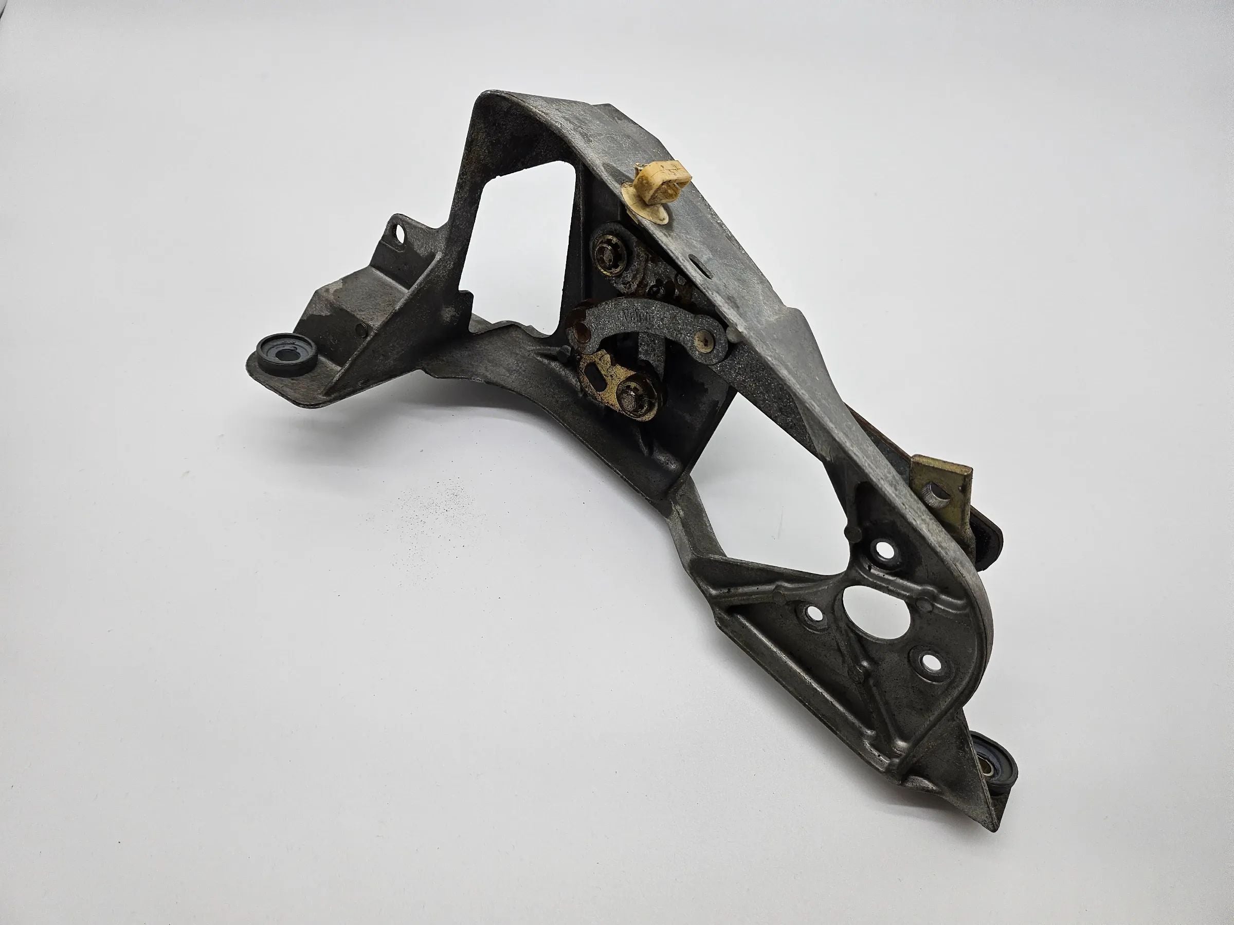 Oryginalne RENAULT Twingo I (C06) przednie ramię wycieraczki 8200071334