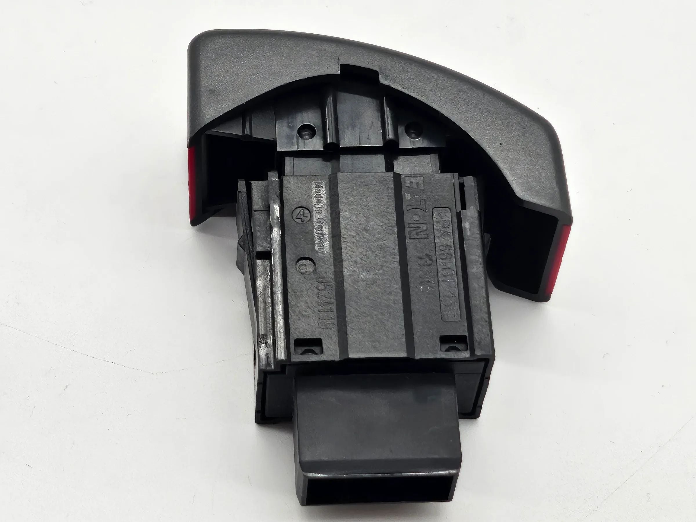 Original OPEL CORSA C F08 F68 Interruttore lampeggiante di emergenza Interruttore lampeggiante di emergenza 9164141