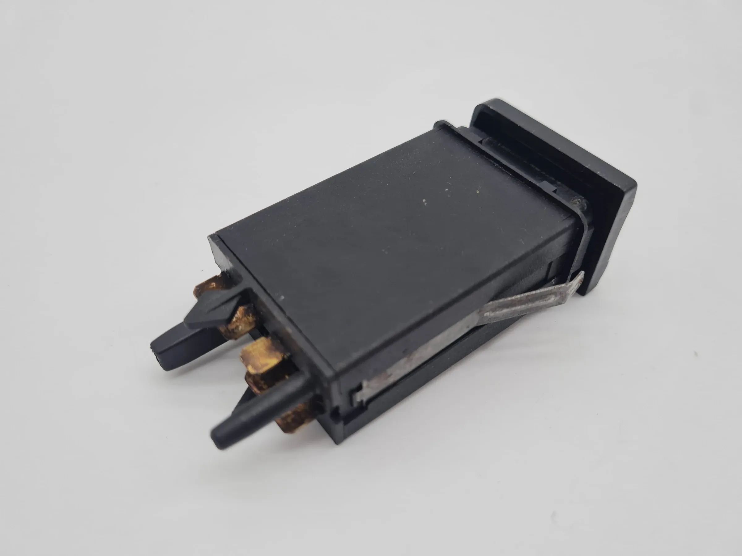 Original Audi A 3 (8L1) Schalter Heckscheibenheizung 8L0941503B