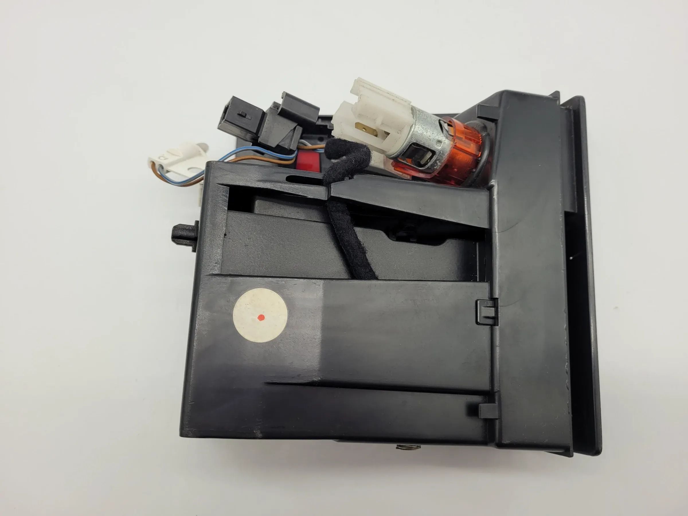 Original Audi A3 (8L1) Aschenbecher Schwarz 8L0857951