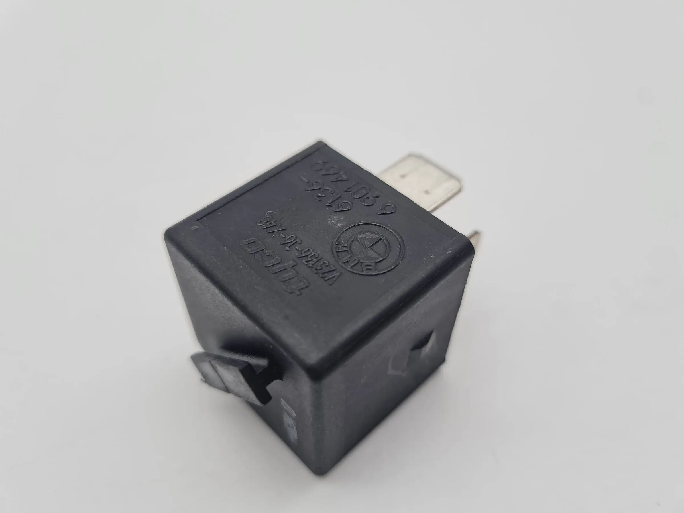 Original BMW 1er/2er/3er/5er/6er/X1/X2/X3/X5 Relais 61366901469