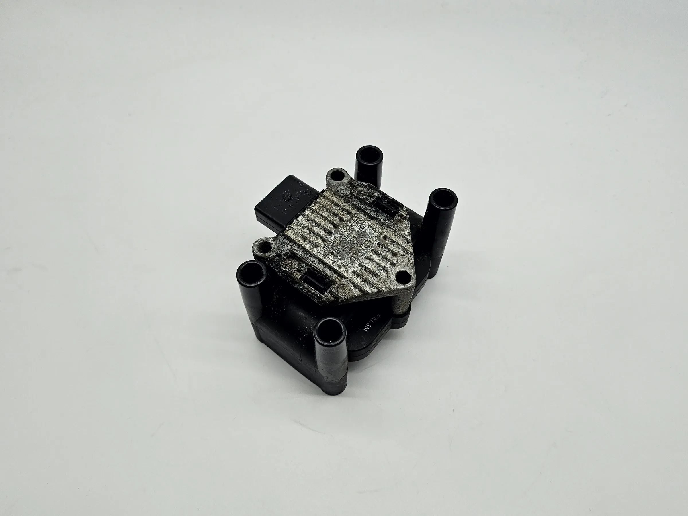 Cewka zapłonowa SEAT LEON 1P 08 1,6L 75KW 102KM BSE 032905106B