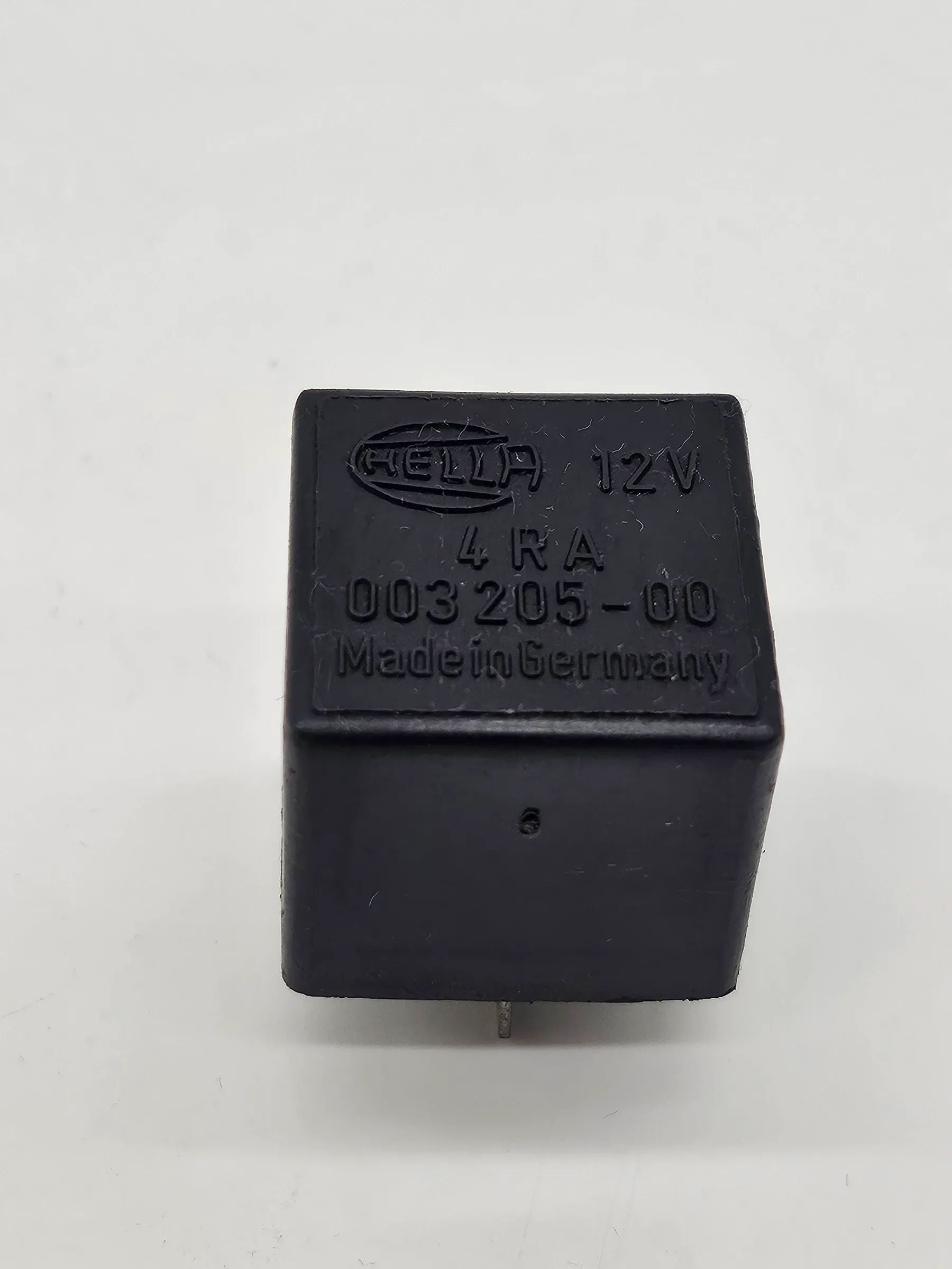 อะไหล่แท้ Hella รีเลย์ Relay ชุดรีเลย์ 4RA003205-00 สำหรับ Mercedes-Benz BMW