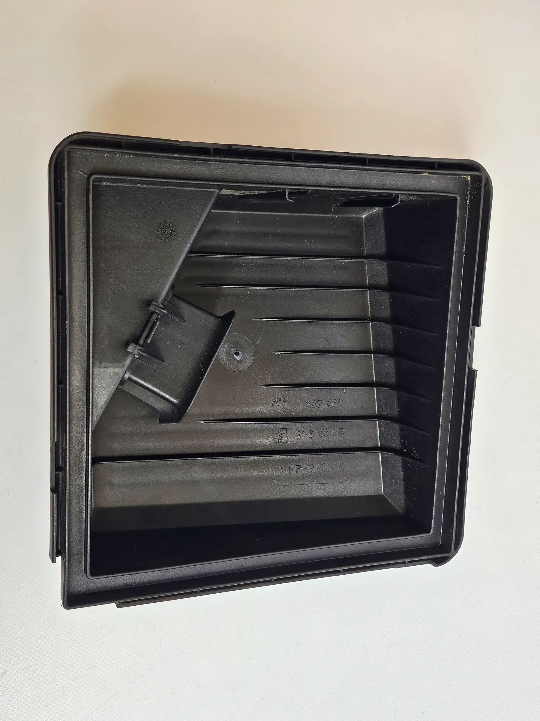 Original BMW 3er E36 316i M43 Caja de filtro de aire superior 1247466, 8669335