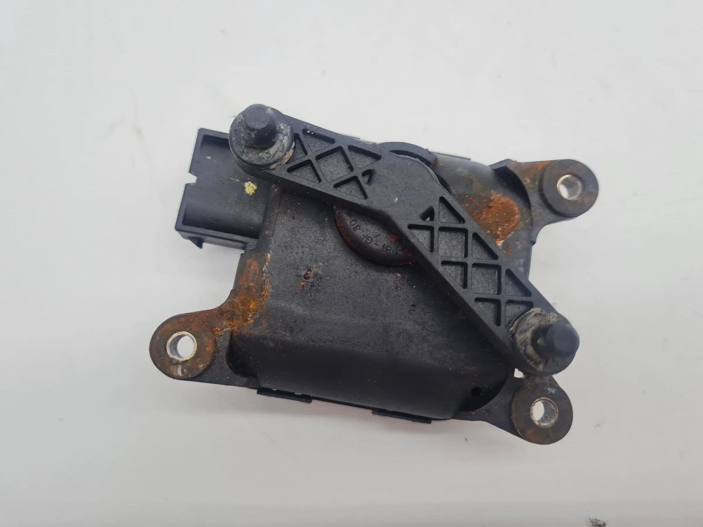 Original Audi A6 (4B2/4B4) Stellmotor Temperaturregelklappe 0132801125
