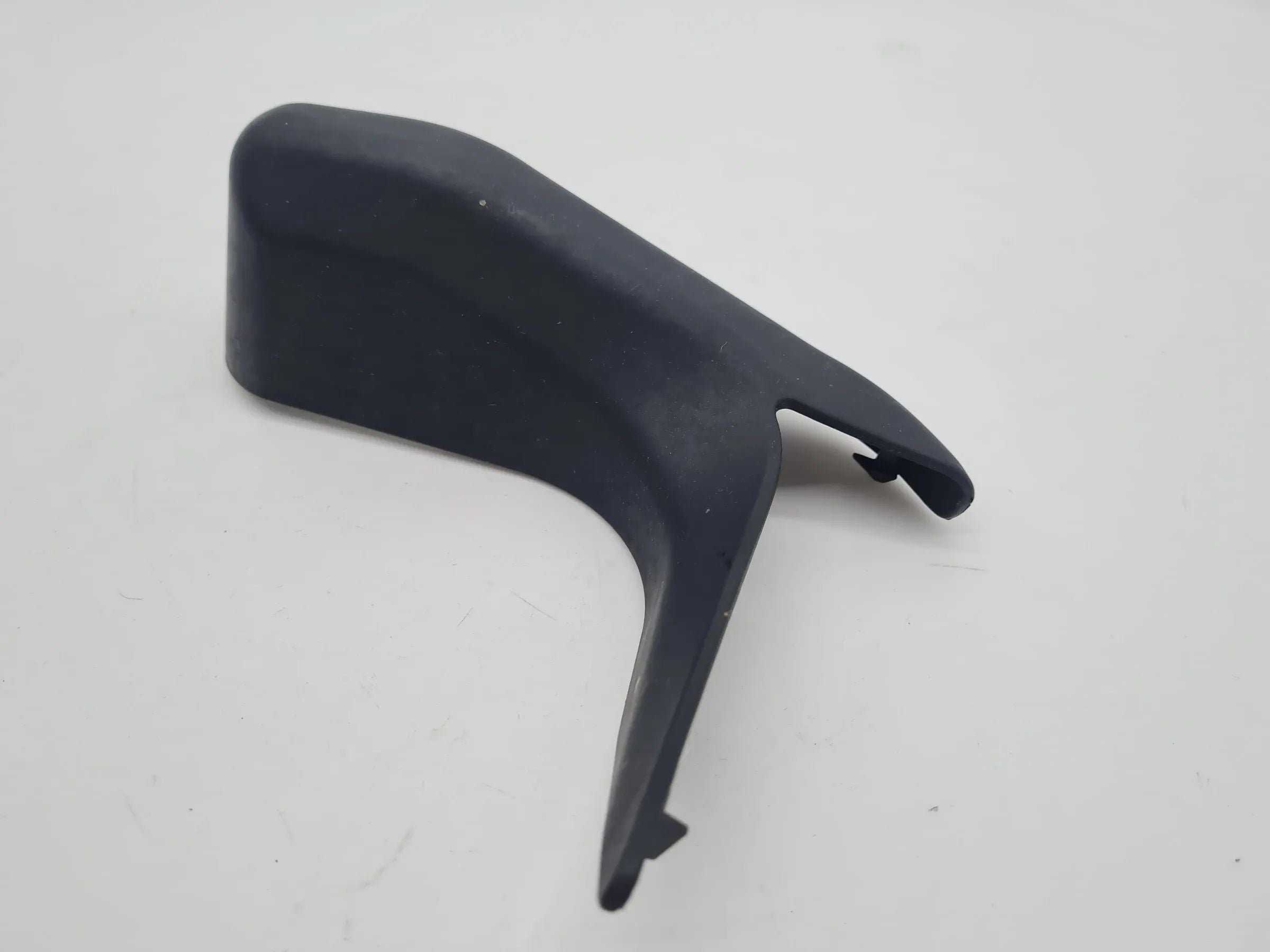 Original Audi A6 Sitzverkleidung Abdeckung Schiene Vorne links 4B0881445