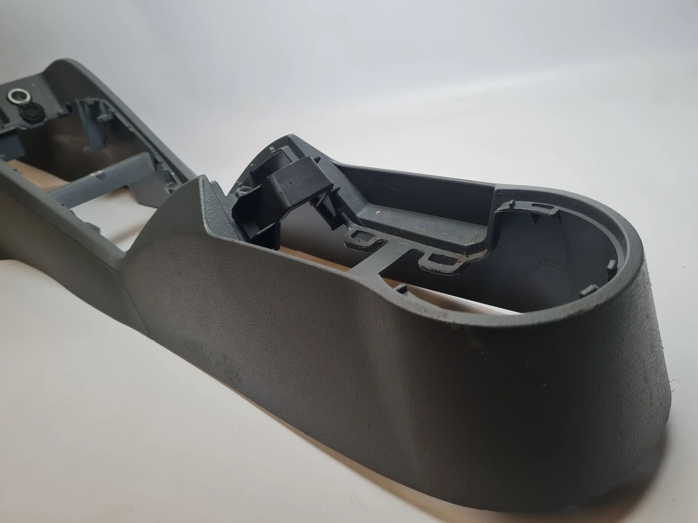 Original Seat Ibiza IV (6J5/6P1) Mittelkonsole Mitteltunnel Grau 6J0863243