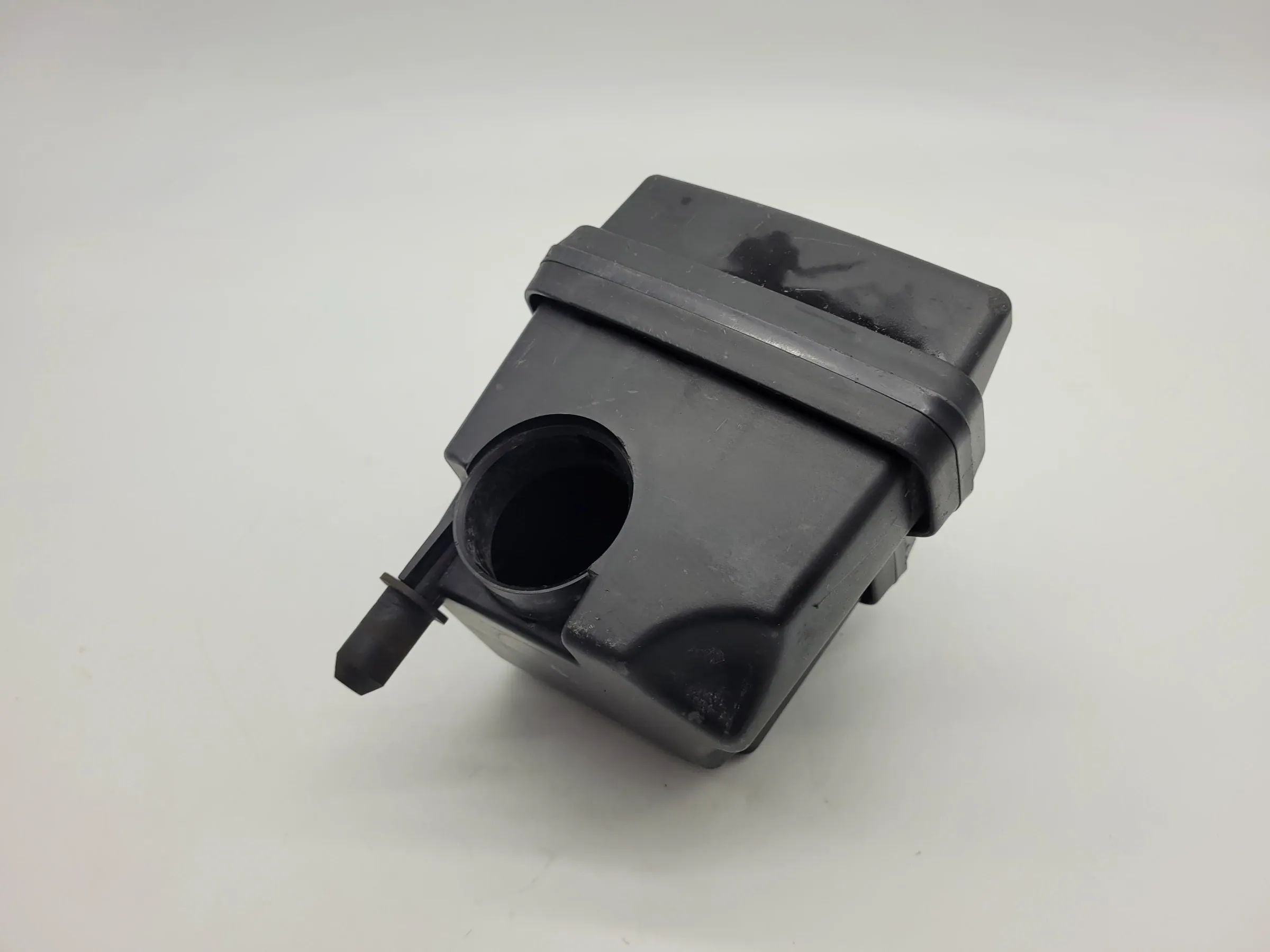 Original Mini One (R50/R53) Luftansaugresonator 1477842-02