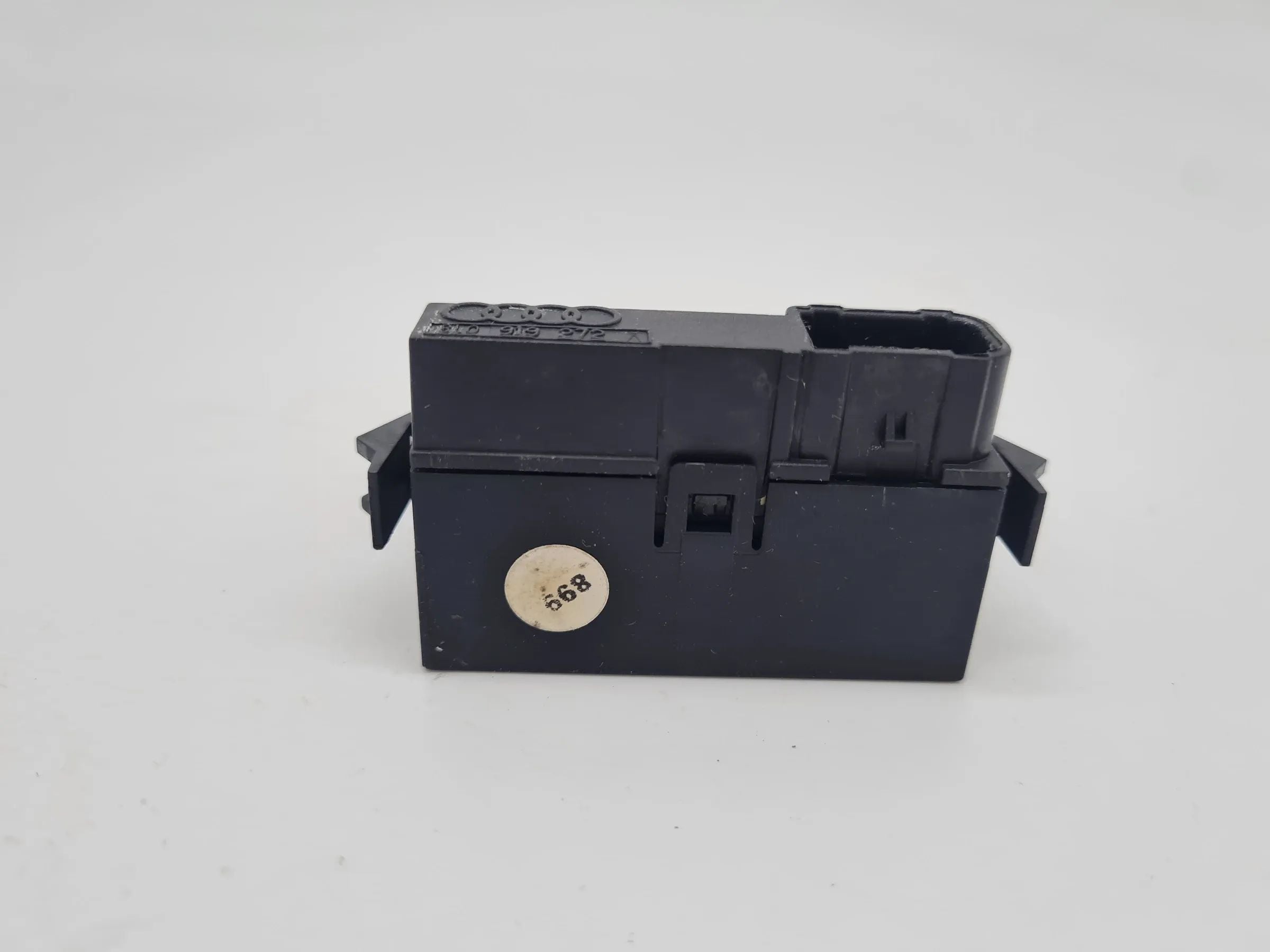 Original Audi A6 (4B2/4B4) Bordcomputer Display 8L0919272A