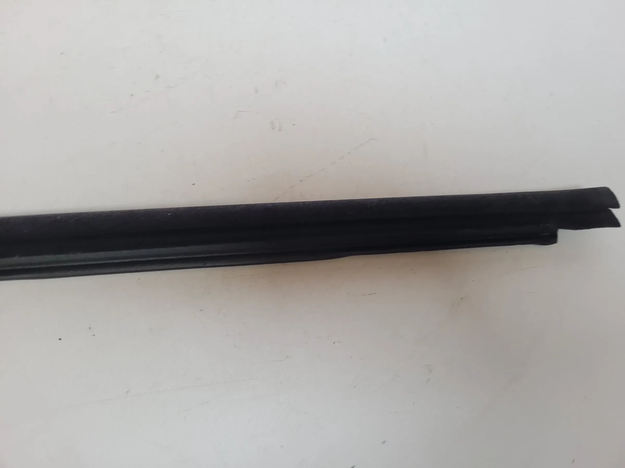 Original Audi A6 (4B2/4B4) Fensterschachtleiste Fenster Dichtung Hinten Links