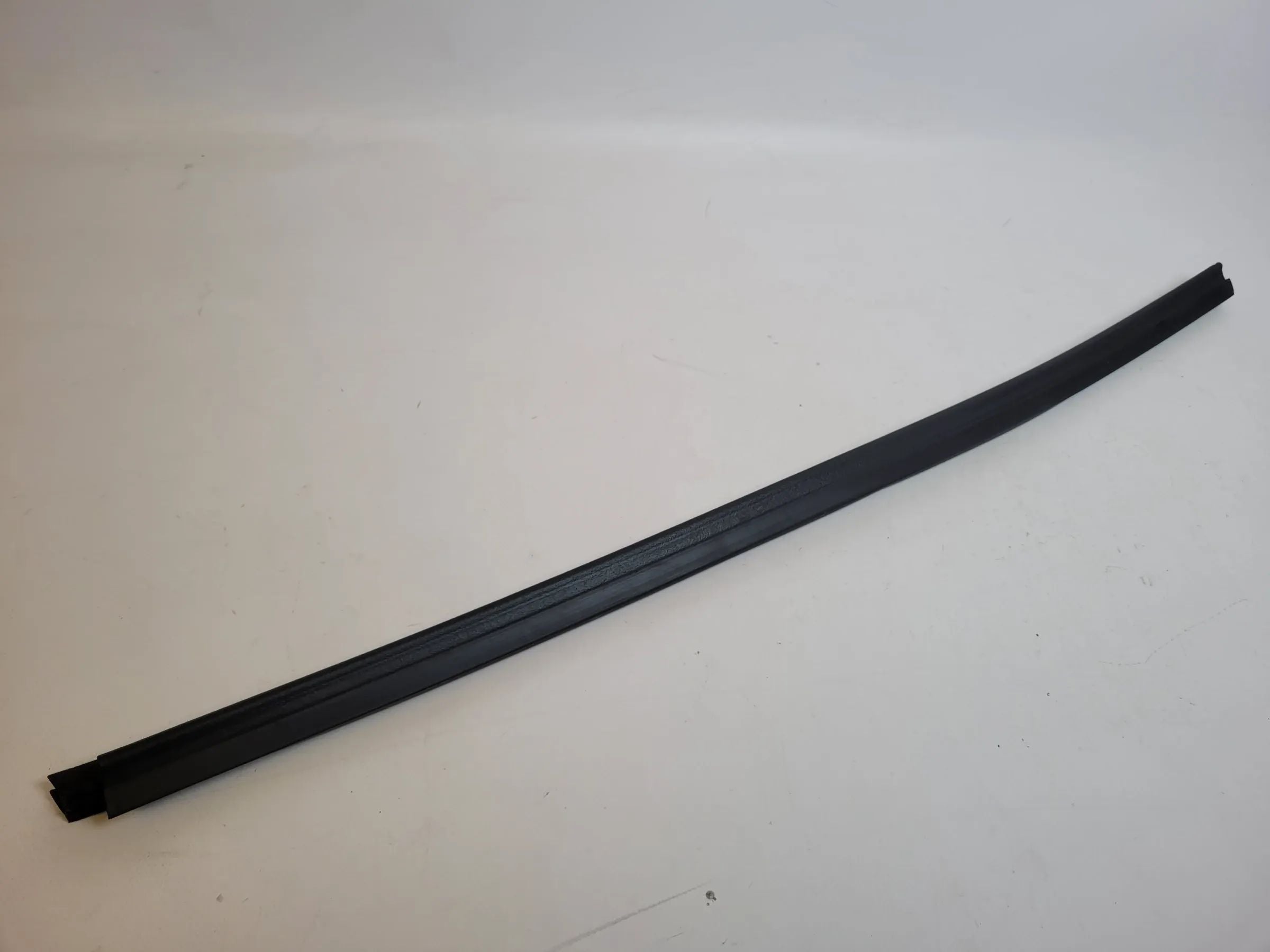 Original Audi A6 (4B2/4B4) Fensterschachtleiste Fenster Dichtung Hinten Rechts