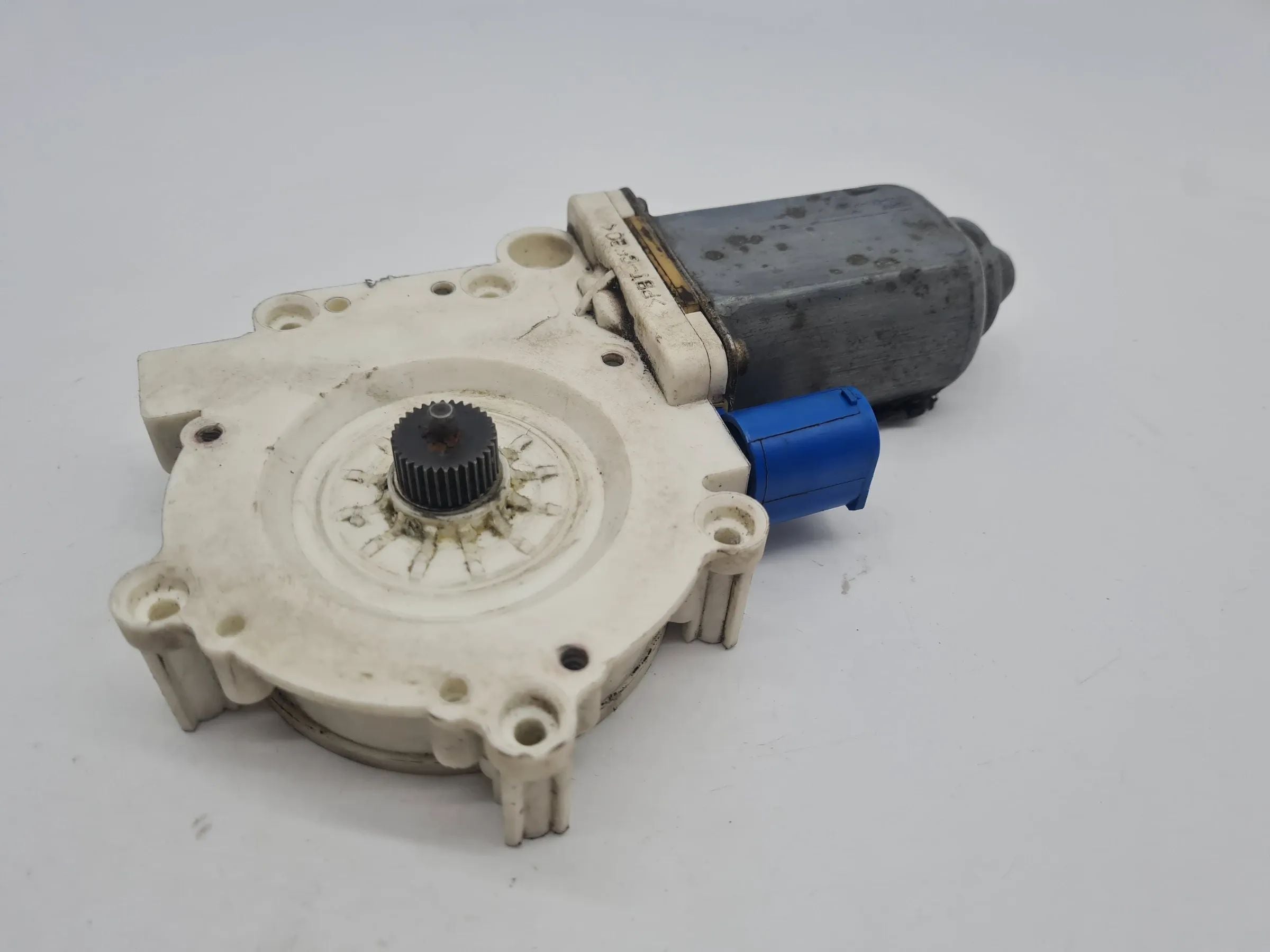 Original Mini One (R50/R53) Fensterhebermotor Links Vorne 6937657