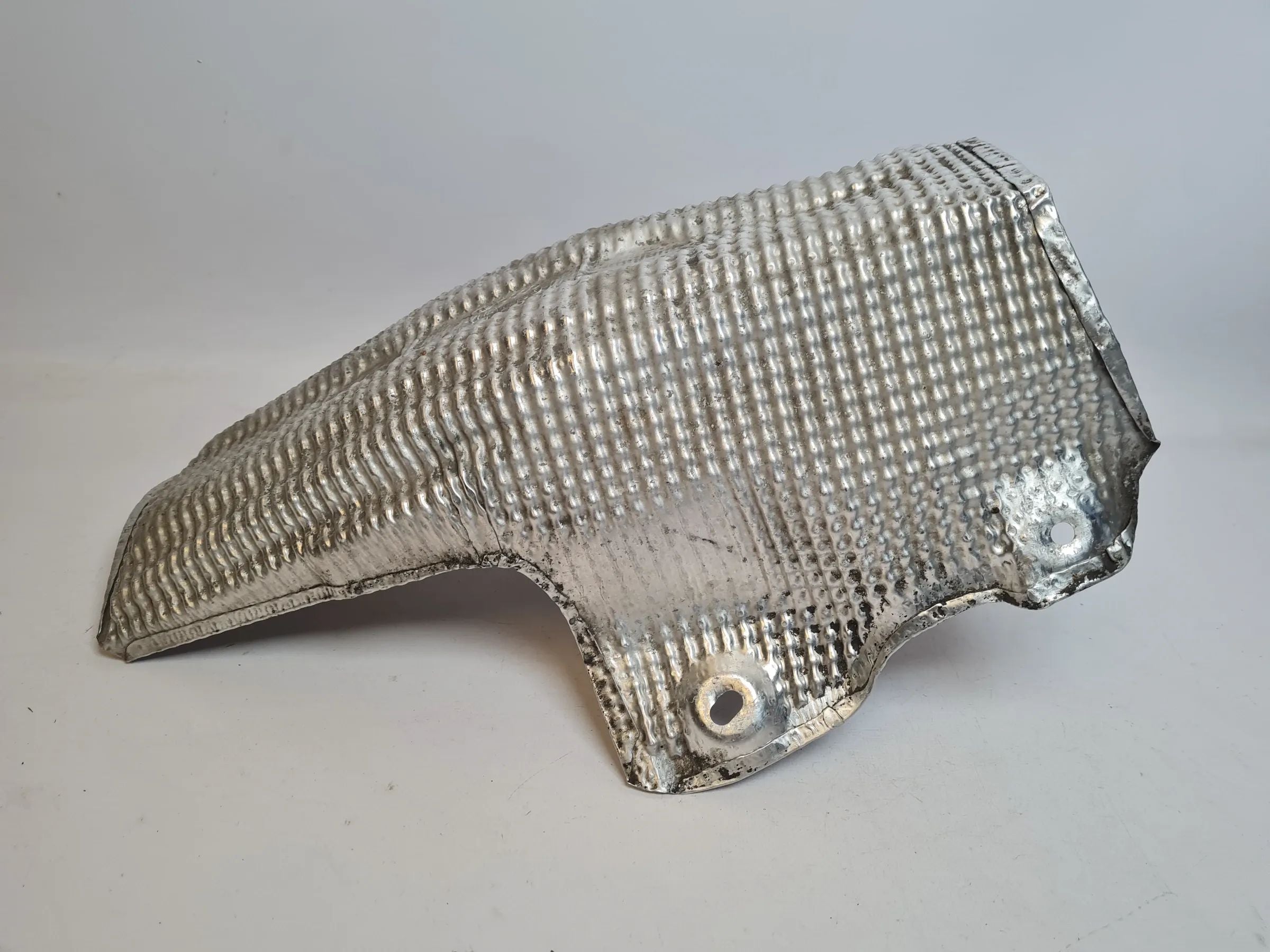 Original Audi A6 (4B2/4B4) Hitzeschutzblech Mittelstück Auspuff 8D0804159J
