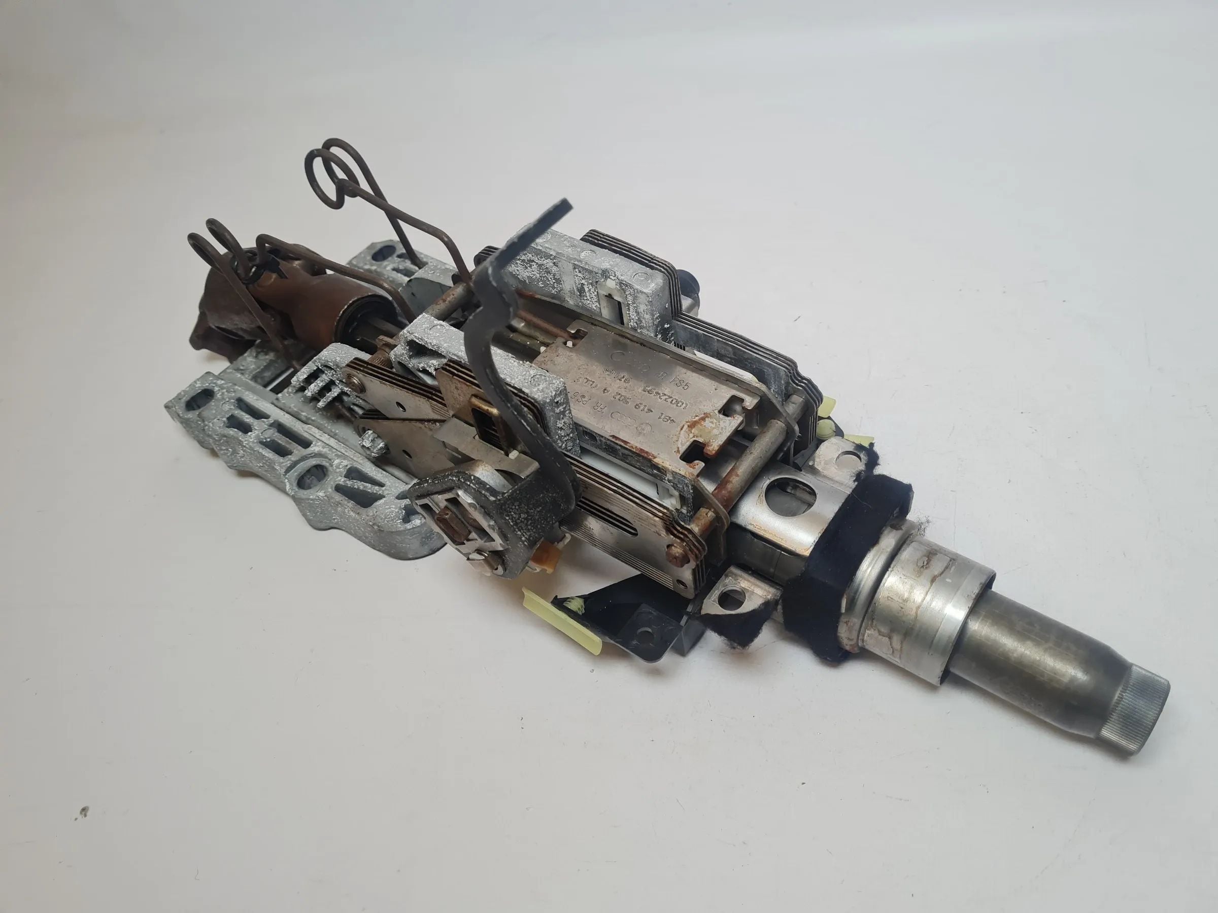 Original Audi A6 (4B2/4B4) Verstellbare Lenksäule 4B1419502A