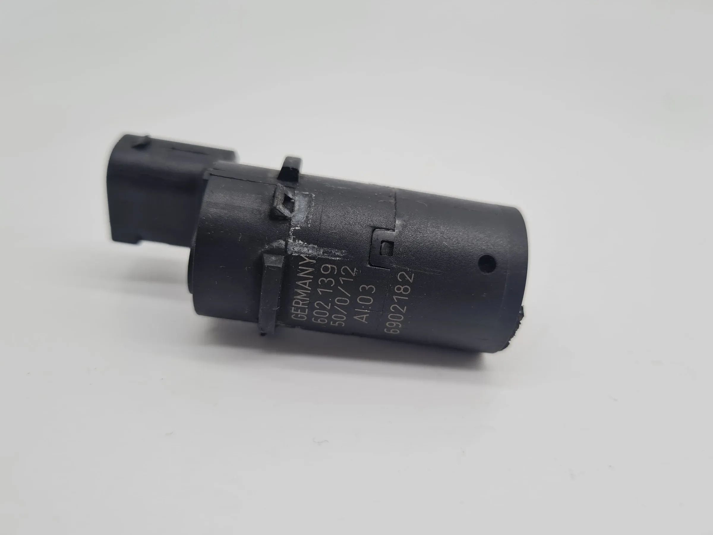 Original BMW 5er/7er/X3/X5 (E39/E38) PDC Parksensor Einparkhilfe 6902182