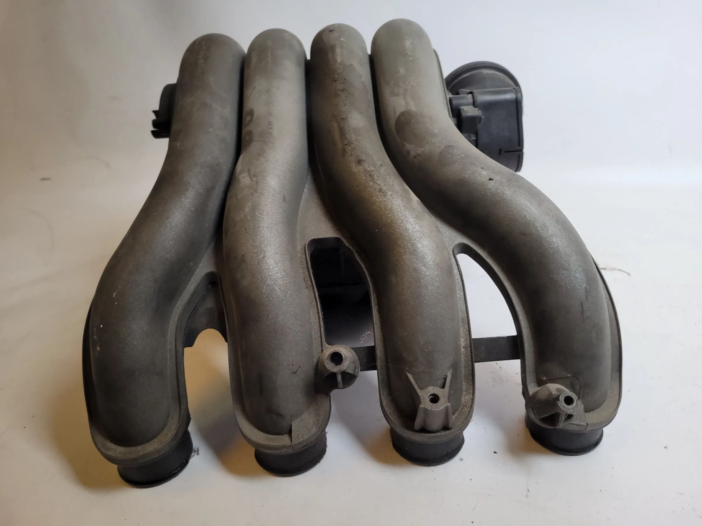 Audi A4 8E/B6/B7 Ansaugbrücke Ansaugkrümmer 06D133210D Original
