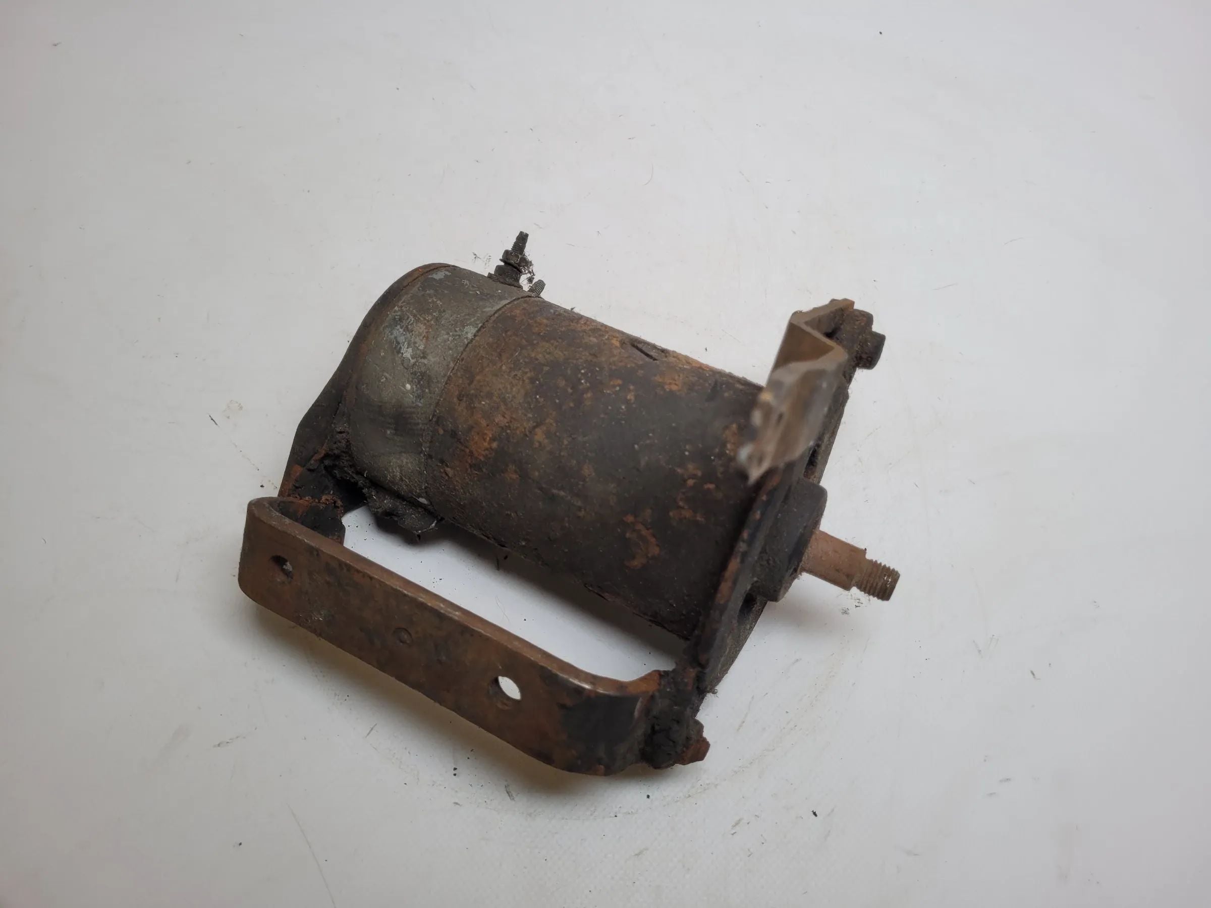 Opel Commodore 2.5 Lichtmaschine Gleichstrom 0101206145 Original