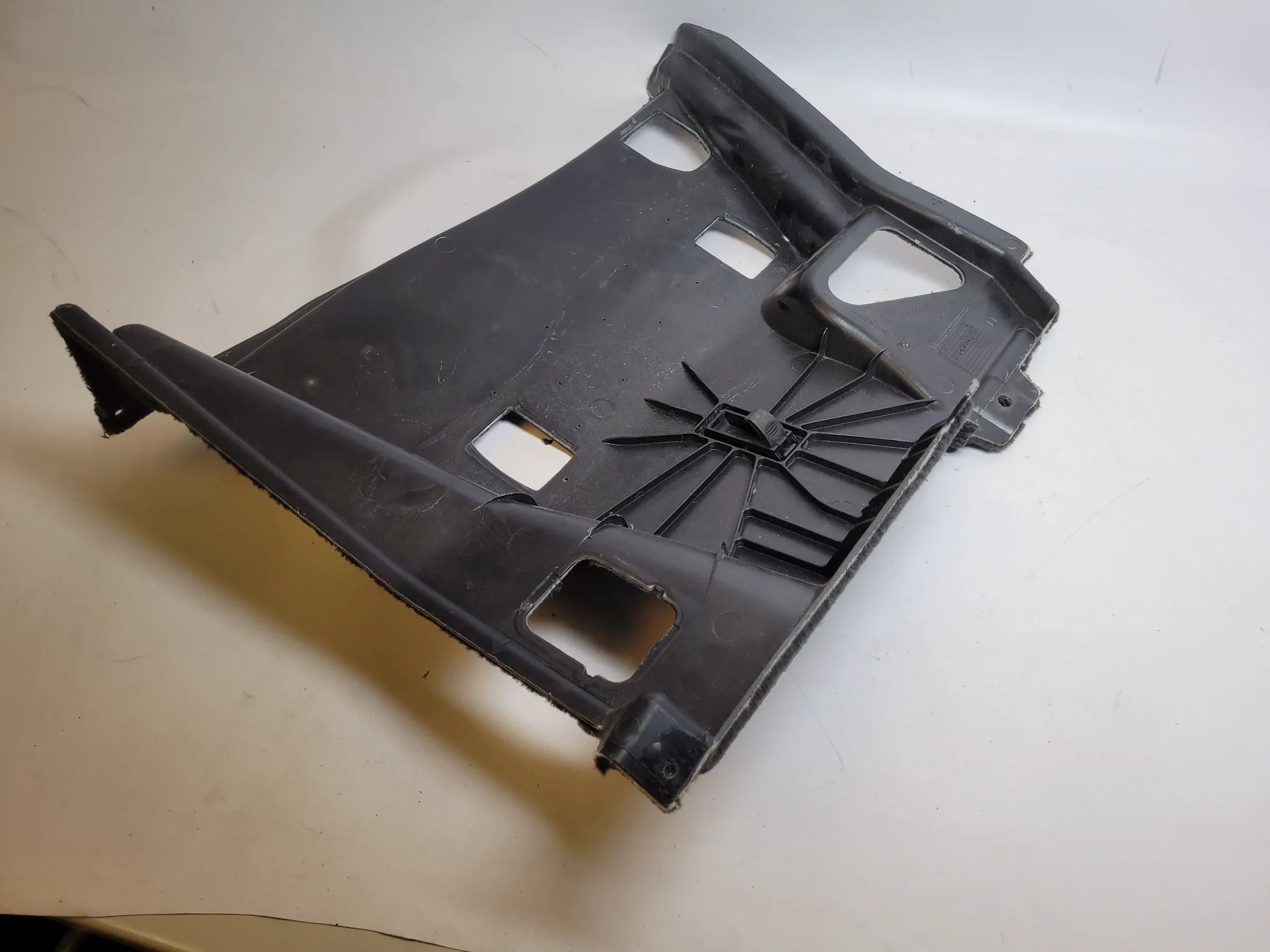 BMW 3er E90/E91 Verkleidung Laderaum Links 51.47-7068879 Original