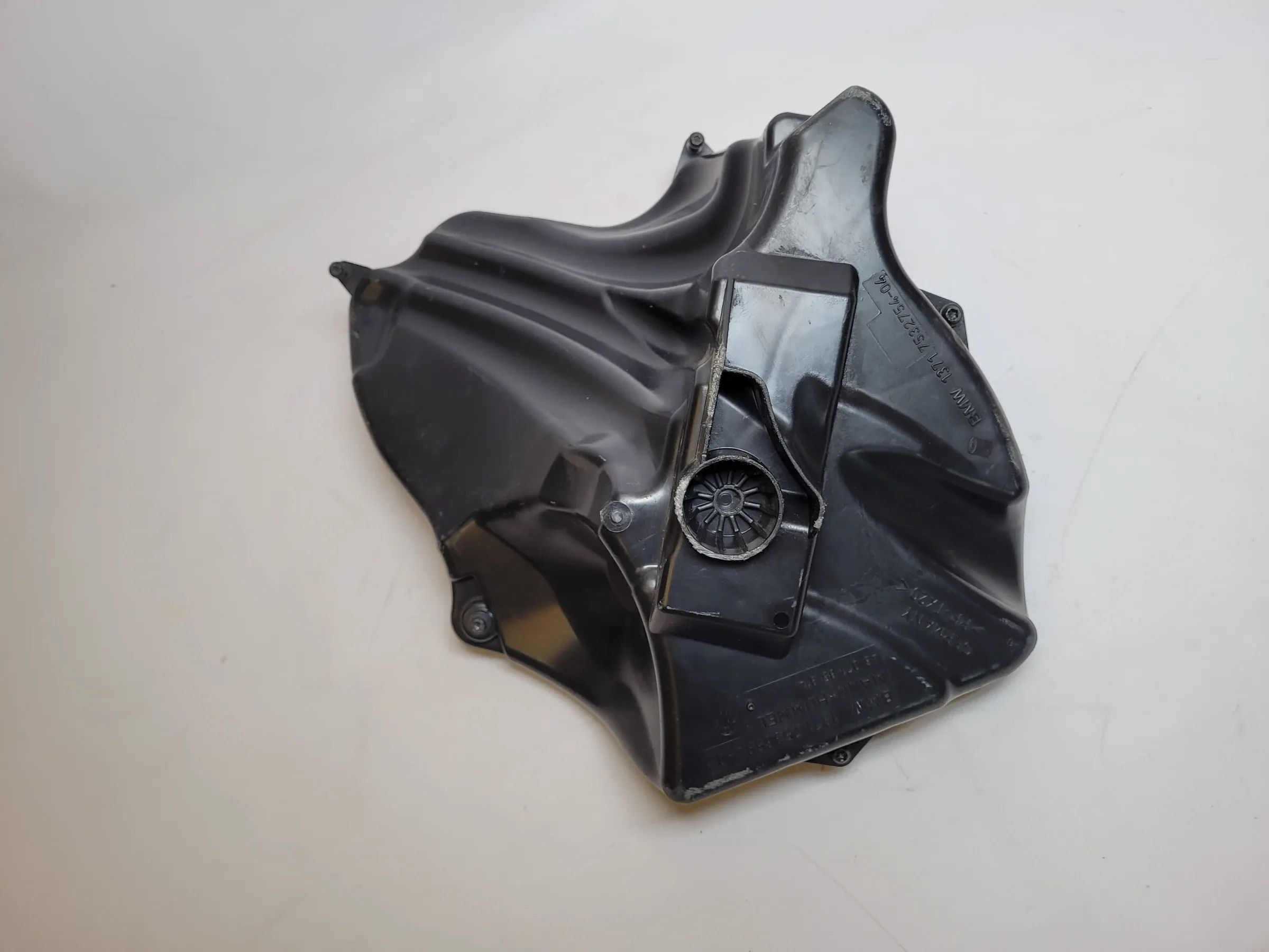 BMW 5er Touring E39 Luftfilterkasten 13.71-7532754-04 Original