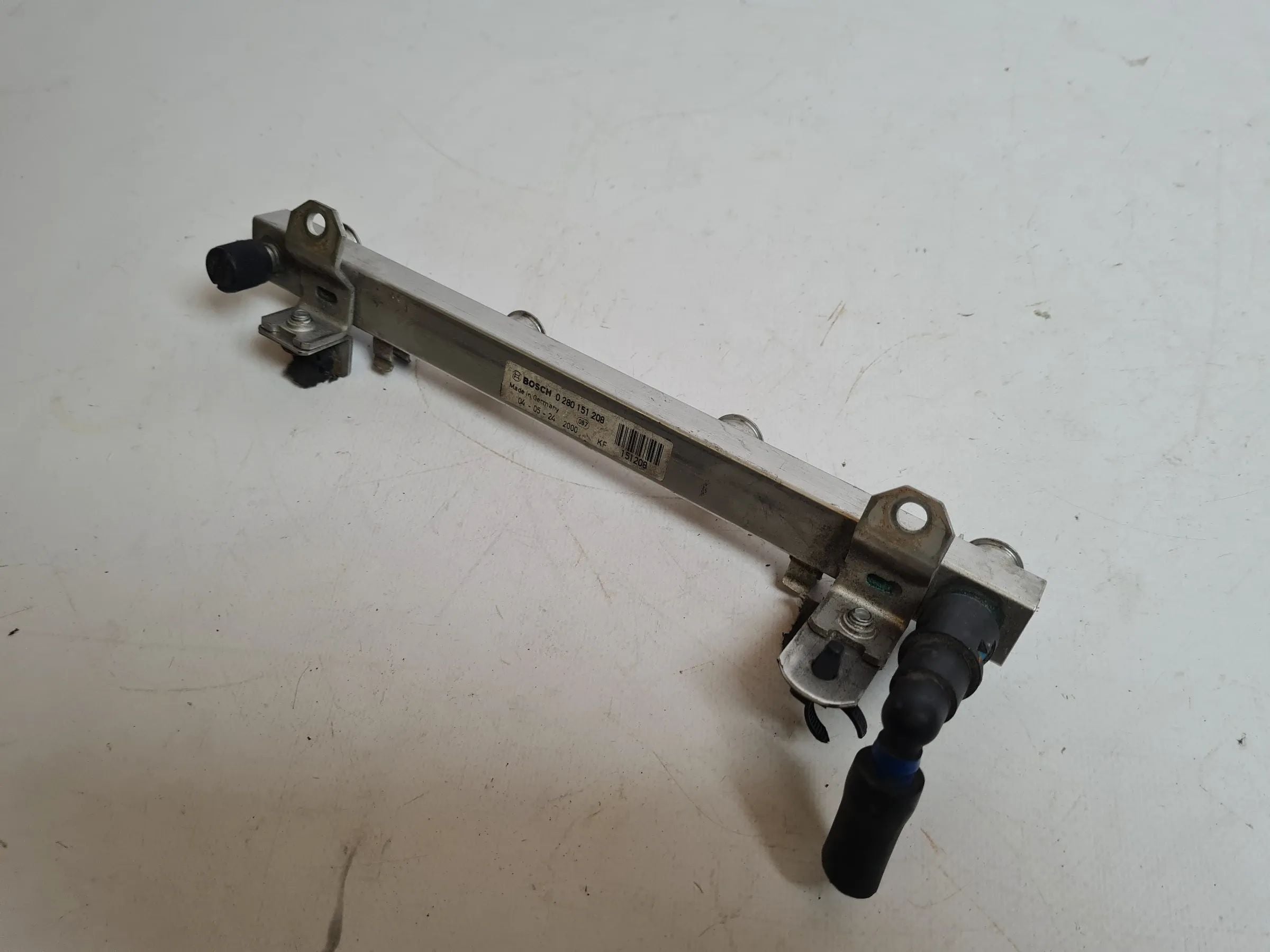 Original Opel Corsa D S07 Einspritzleiste 0208151208