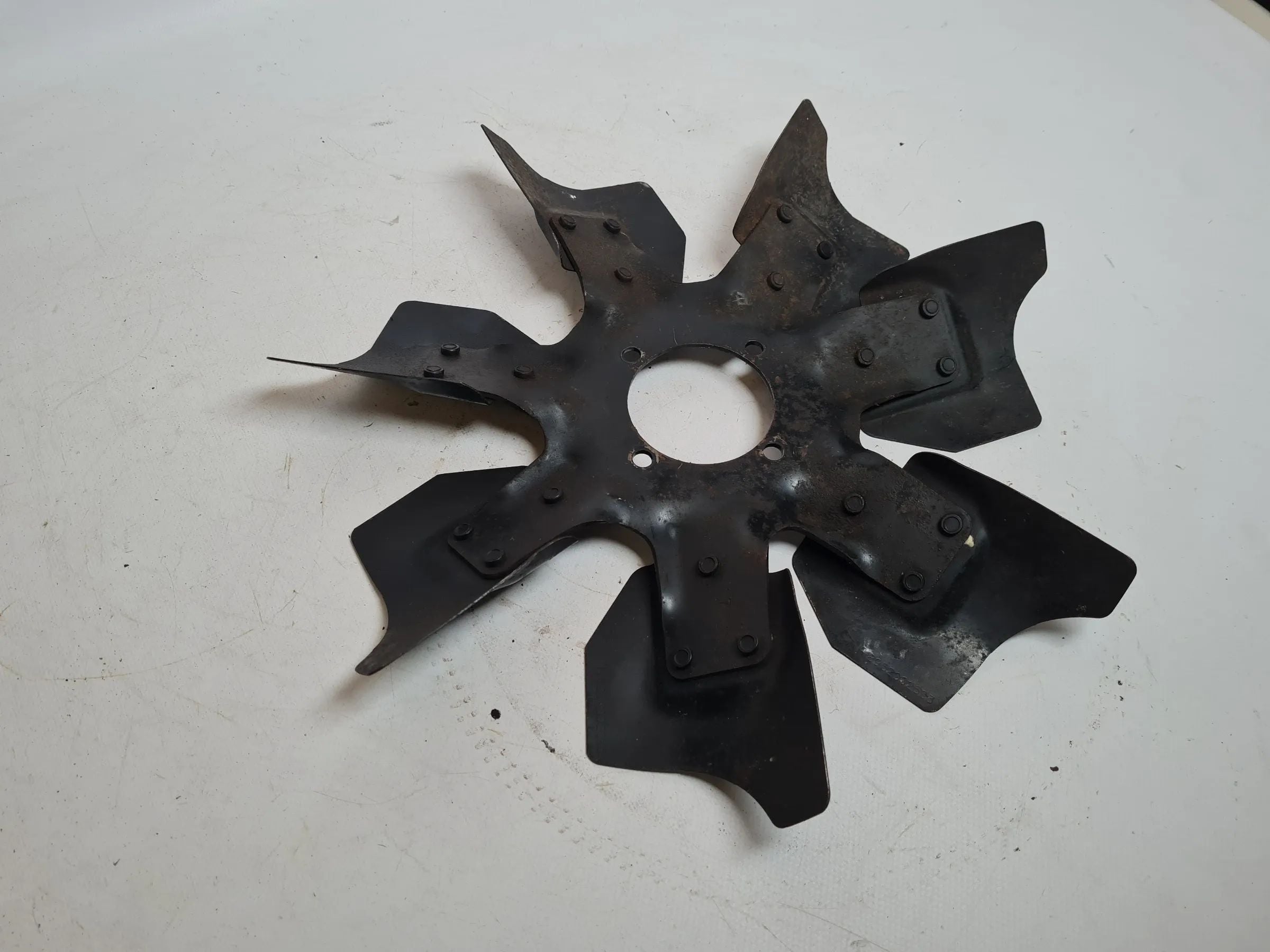 Original Jeep Cherokee / Wrangler 2 XJ/TJ Lüfterrad Kühlerlüfter 8952002593