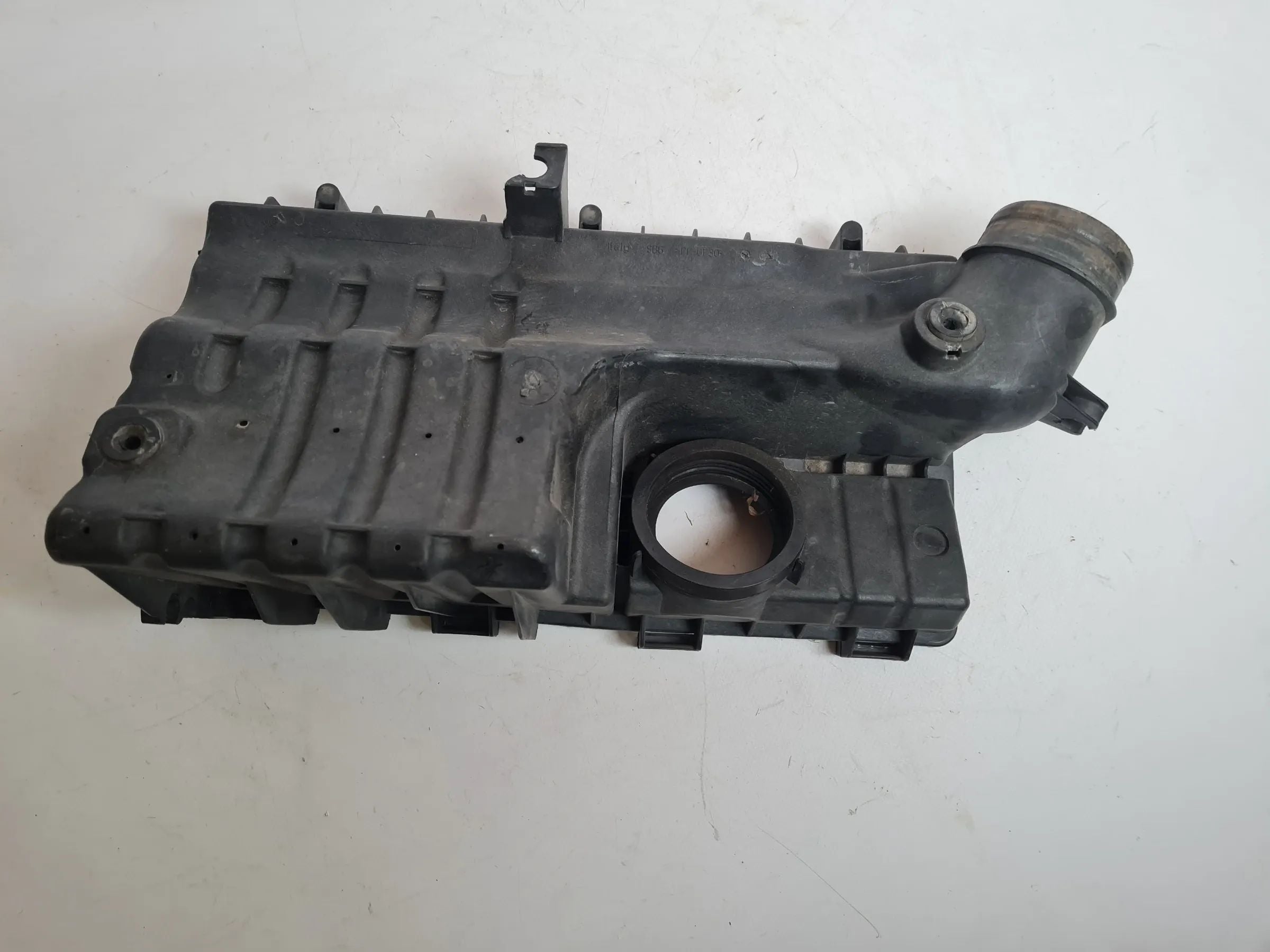 Seat Ibiza III 6L1 Luftfilterkasten Teil Links 036.183.F Original