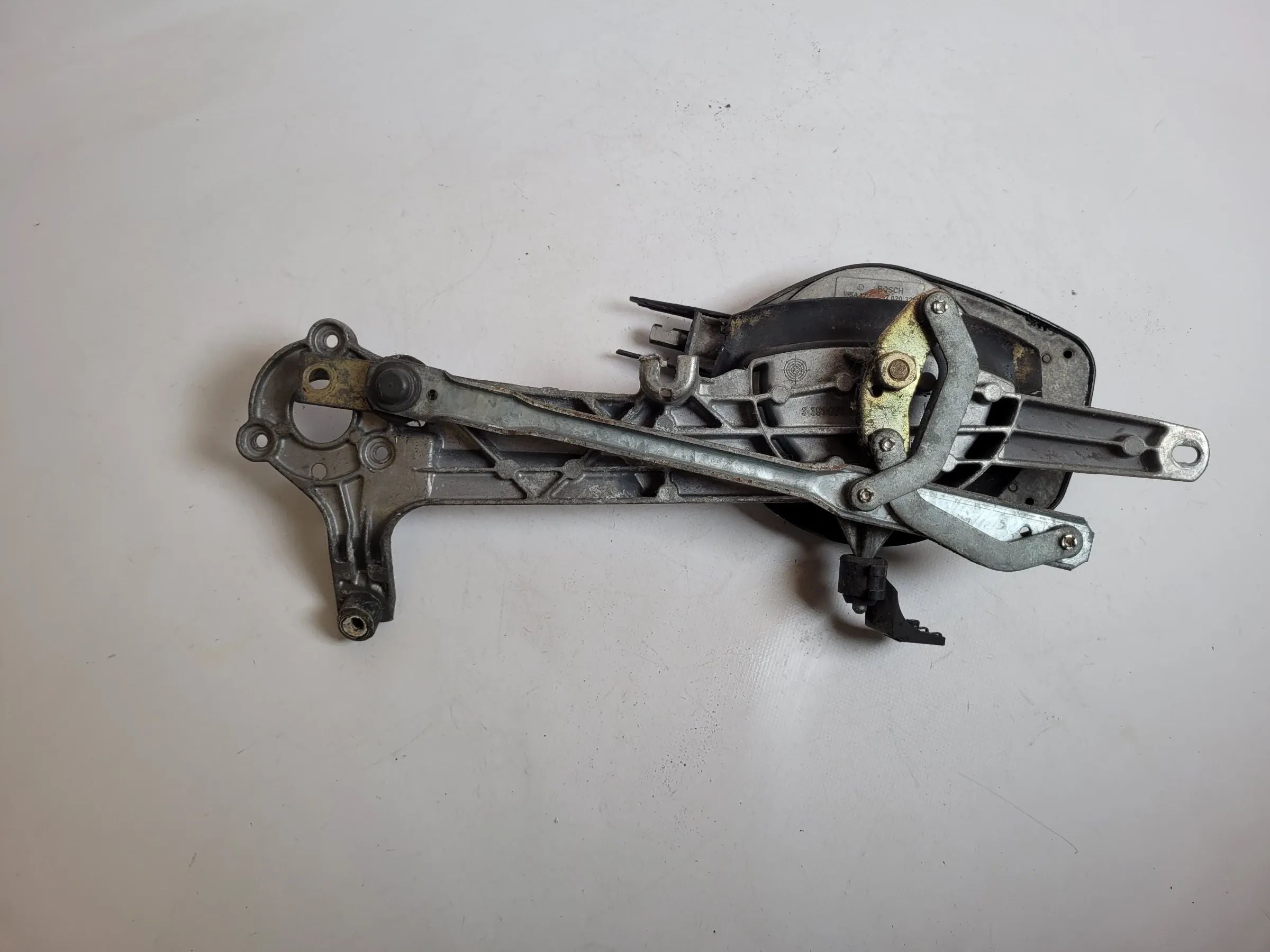 Original Mercedes-Benz C-Klasse Wischergestänge Wischermotor Vorne A2028202108