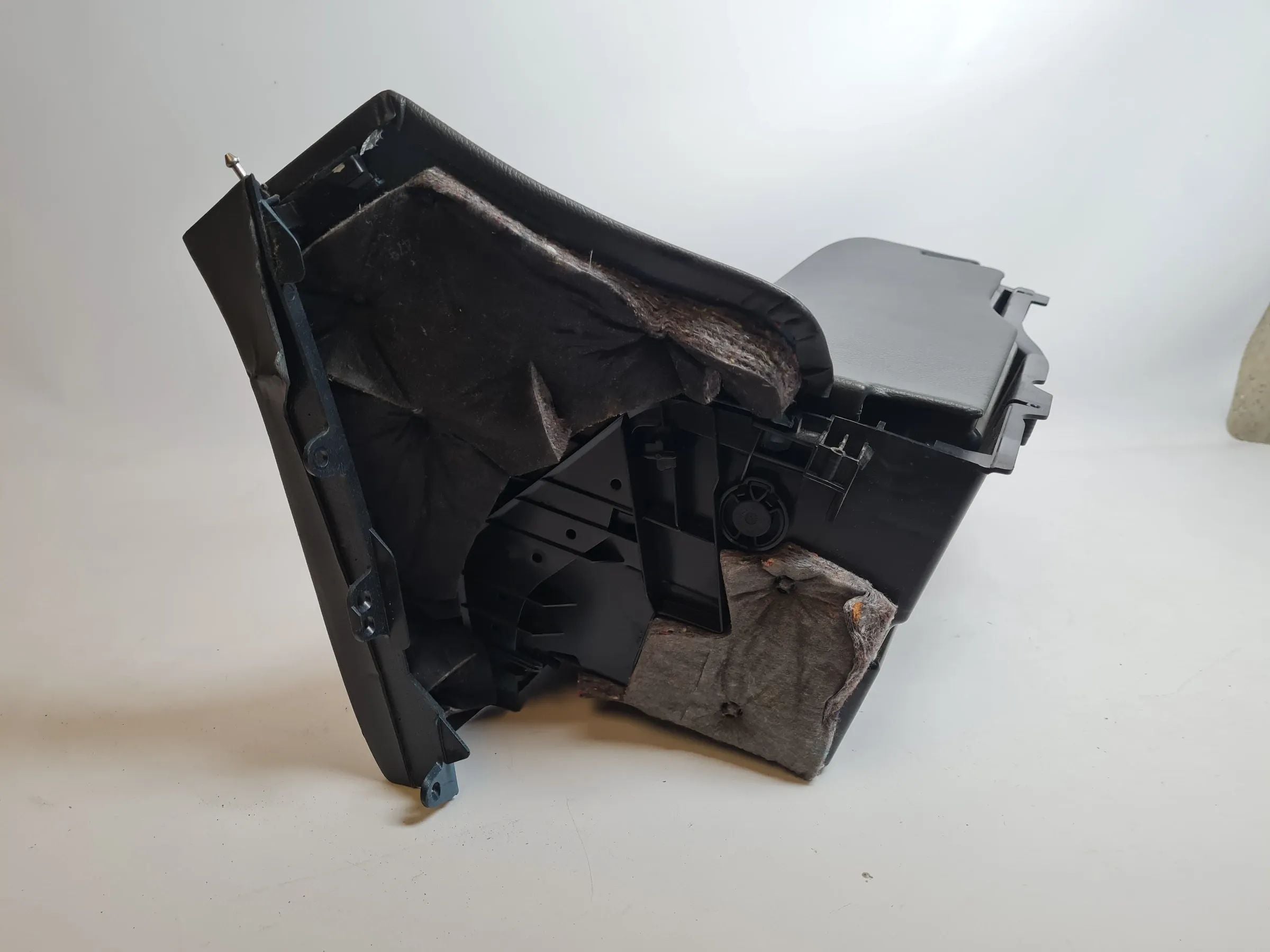 Original Mercedes C-Klasse (CL203) Handschuhfach Staufach A2036802691