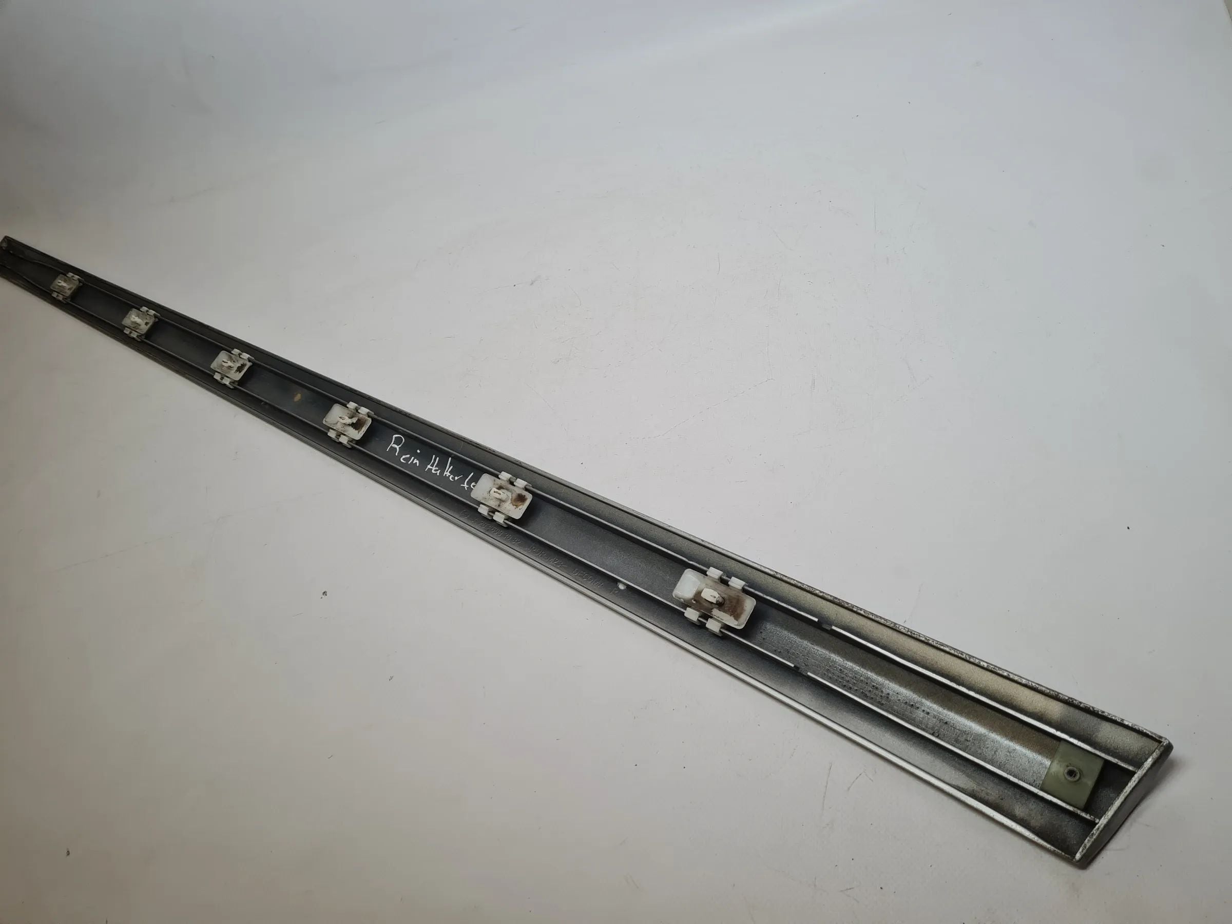 Original Mercedes C-Klasse (CL203) Dekor-/Zierleiste Rechts Silber A2036903082