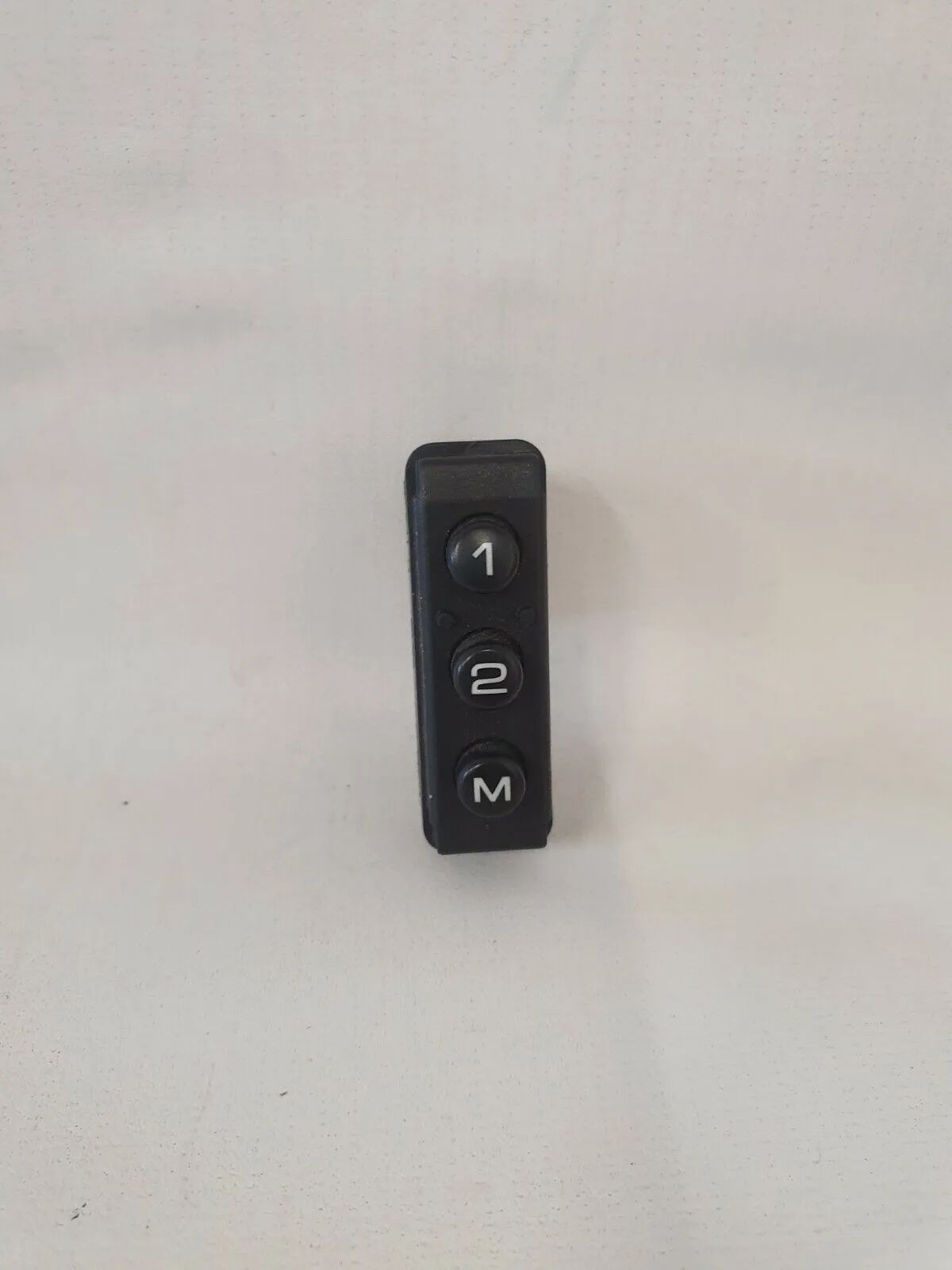 Оригинальный переключатель блока памяти сиденья Peugeot 607 26381 Seat Memory Control Switch 1-2-M