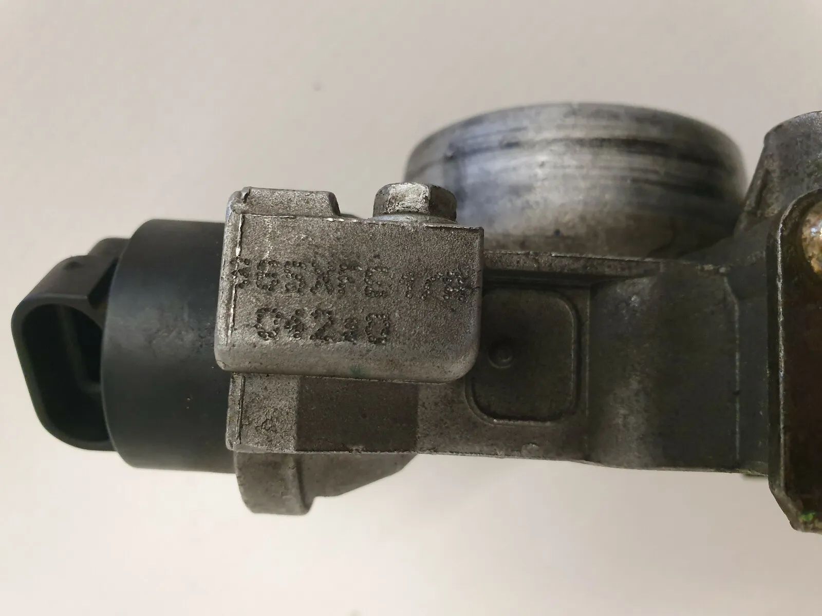 フィアット プント 188 1.2L 8V スロットルバルブ 純正 77363298 71718959 365XFE1