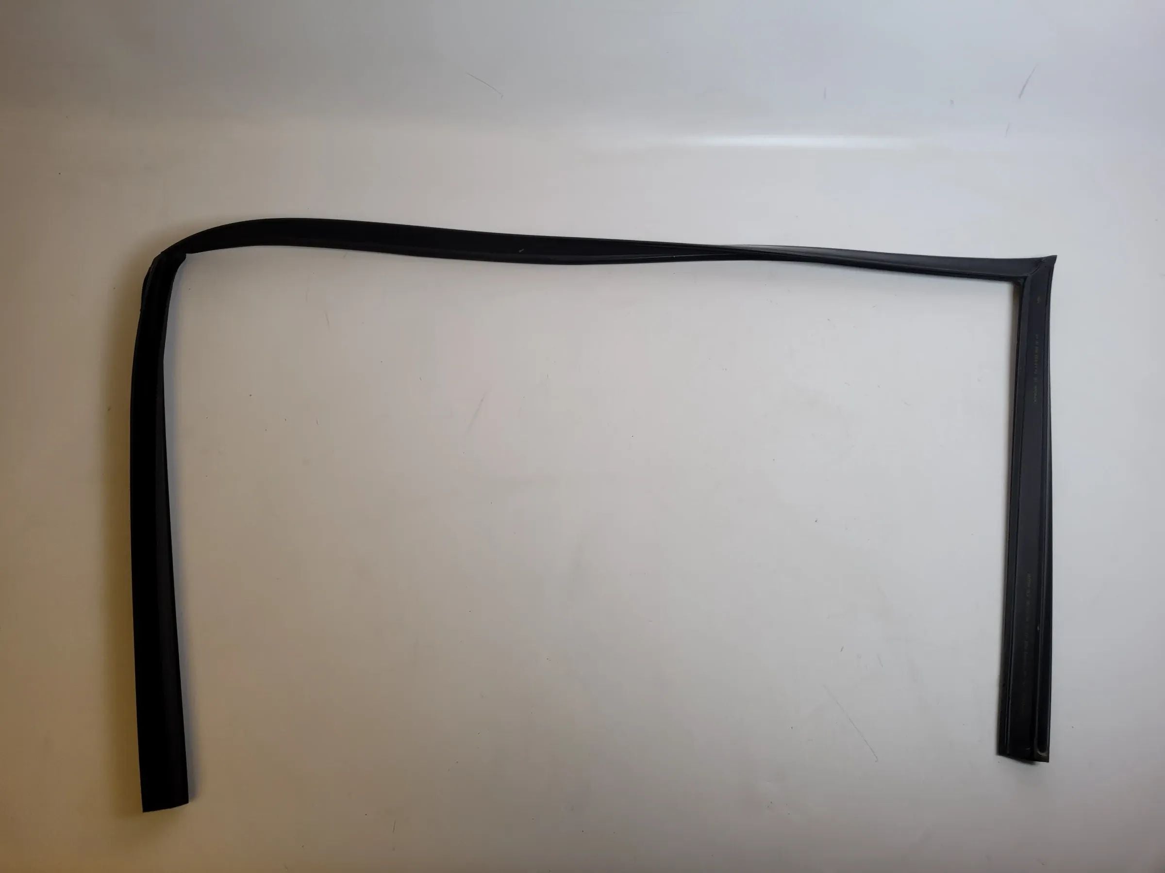 BMW 5er Touring E61 Fensterführung Dichtung Gummi Vorne Rechts Original