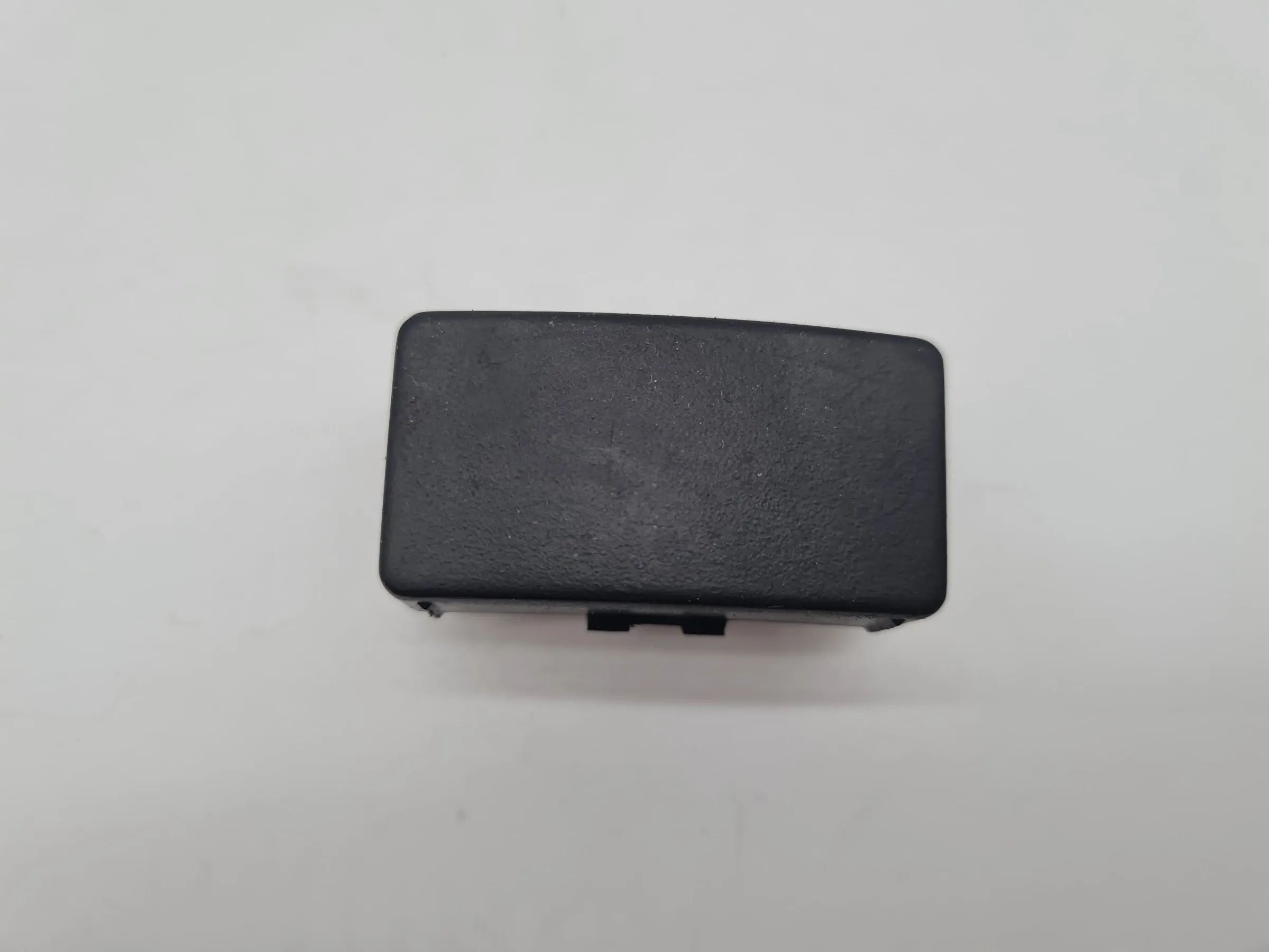 BMW 7er E38 Seiten Verkleidung Blindknopf Rechts Vorne 52.10-8150316 Original