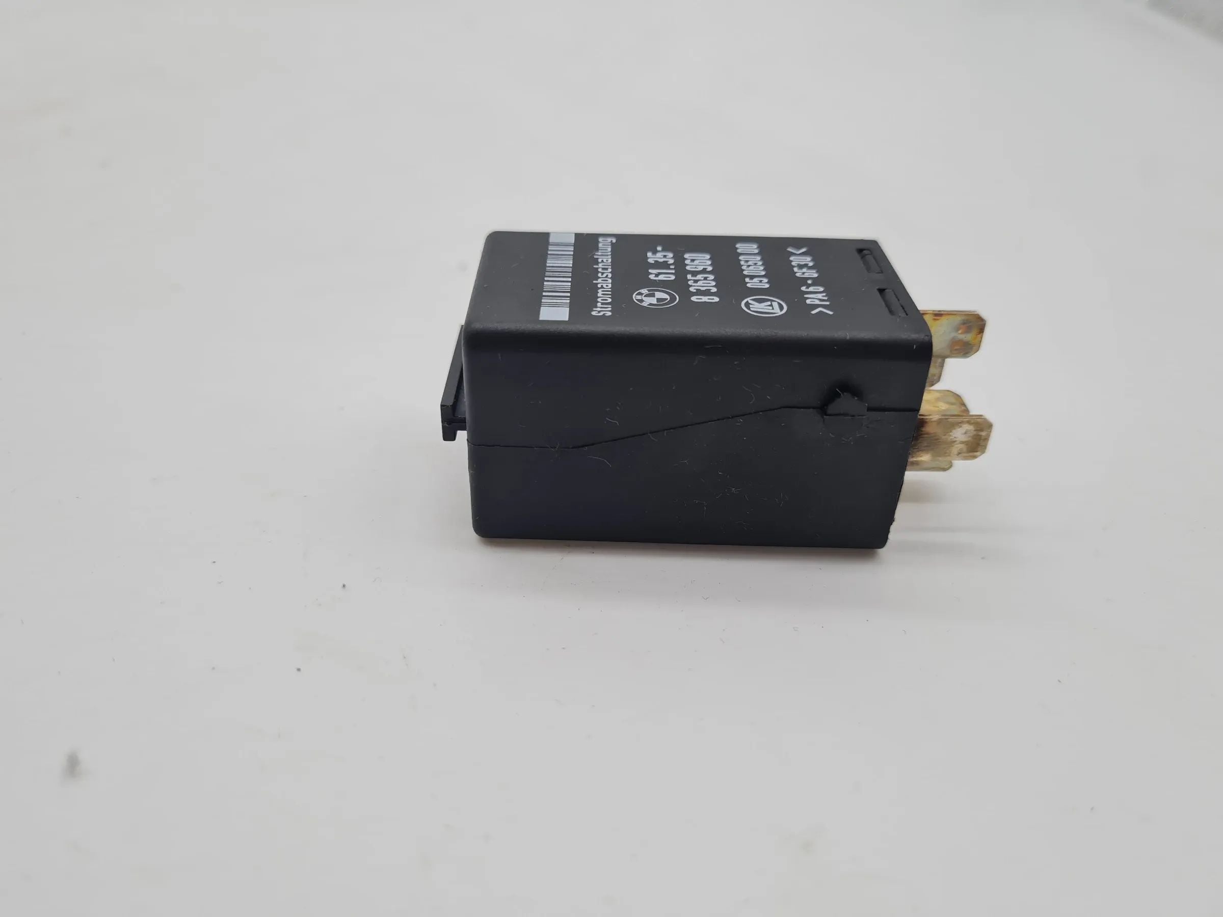 BMW 5er/7er/X5 E38/E39/E53 Ausschaltrelais 61.35-8365960 Original