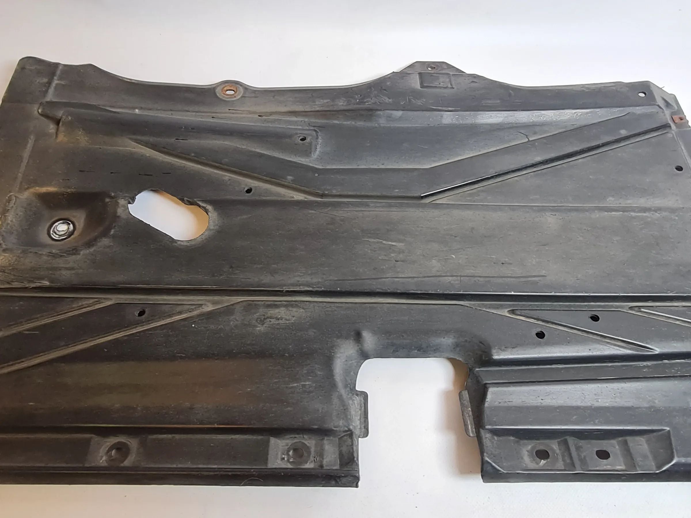 BMW 5er E39 Unterboden Unterfahrschutz Links 51.71-8176757D (Original)