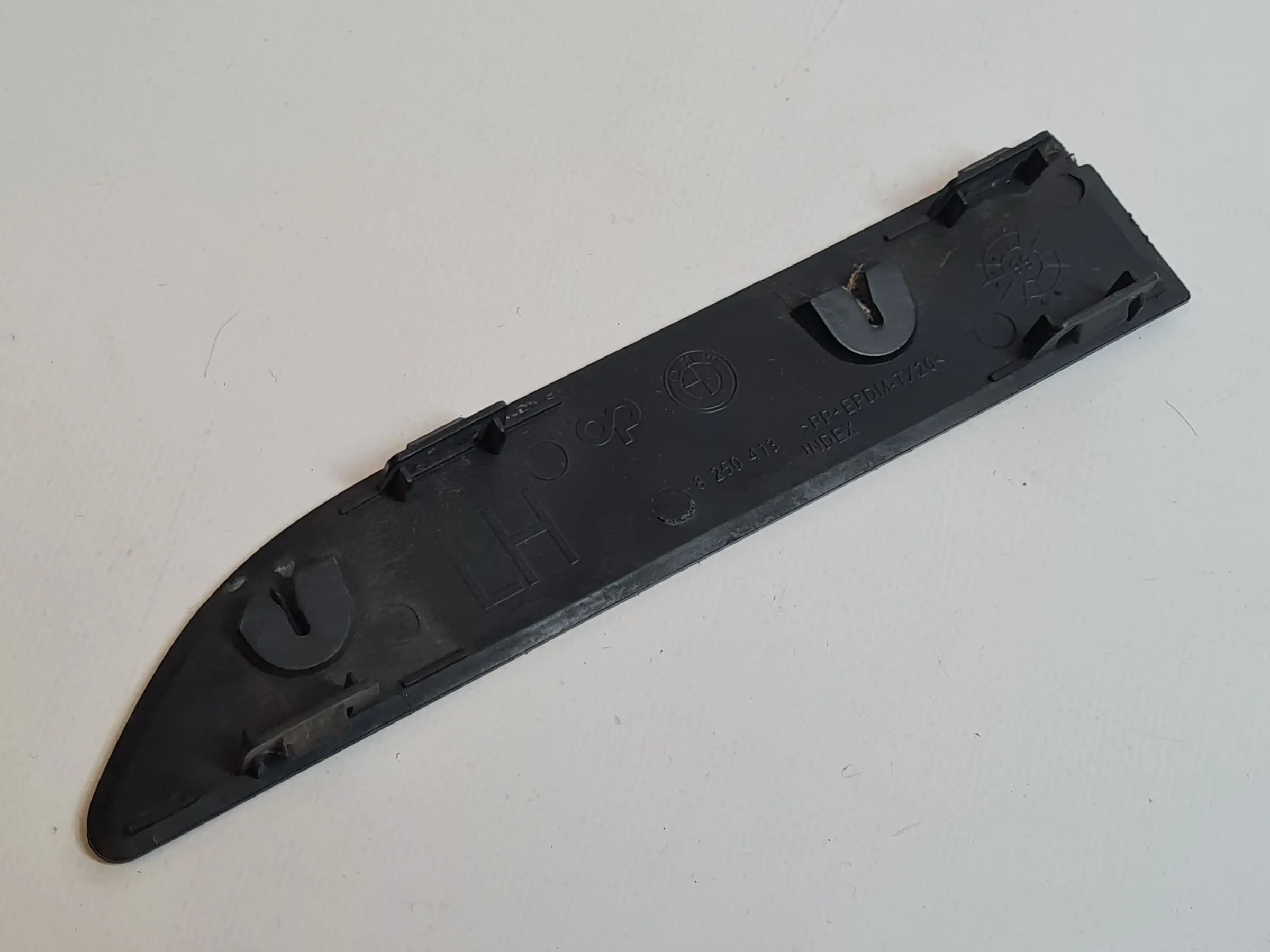BMW X5 E53 Abdeckung Stoßstange Frontschürze Links Vorne 8250413 (Original)