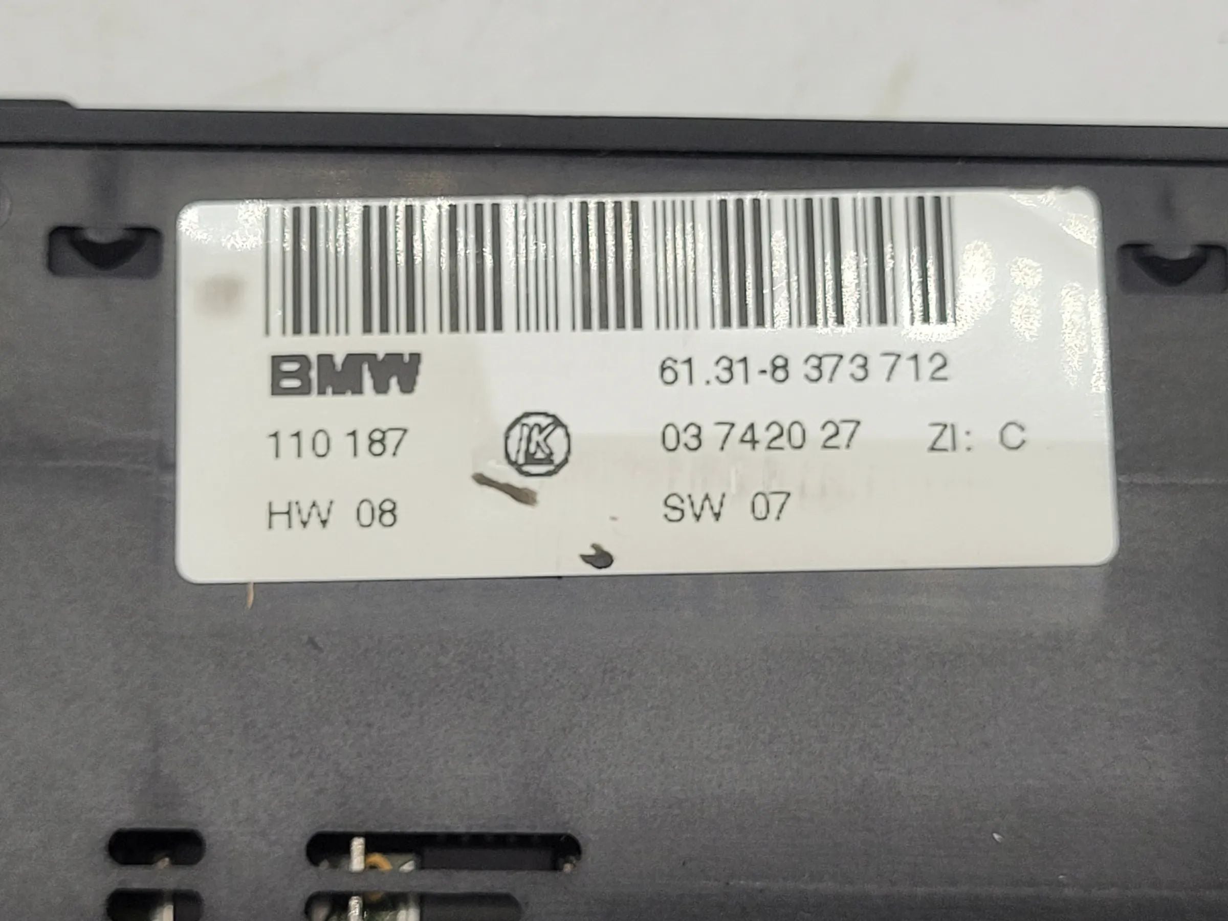 BMW 5er Touring E39 Schalter Sitzheizung 61.13-8373712 Original
