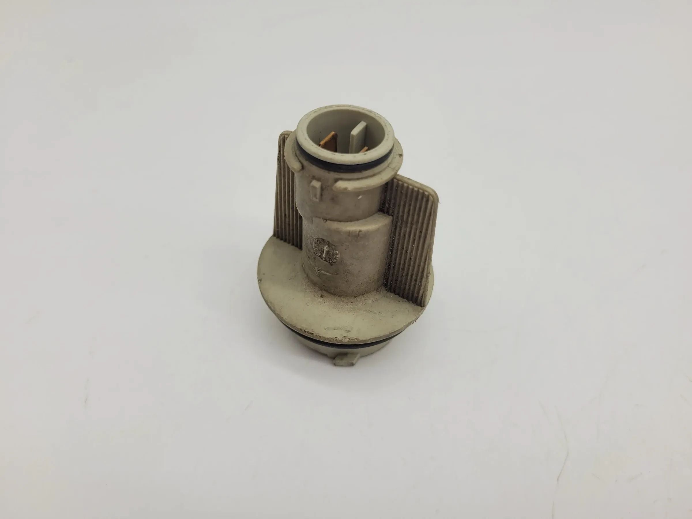 Audi A4 8D2/8D5 Blinkerfassung Fassung L/R Vorne 3B0953123 (Original)