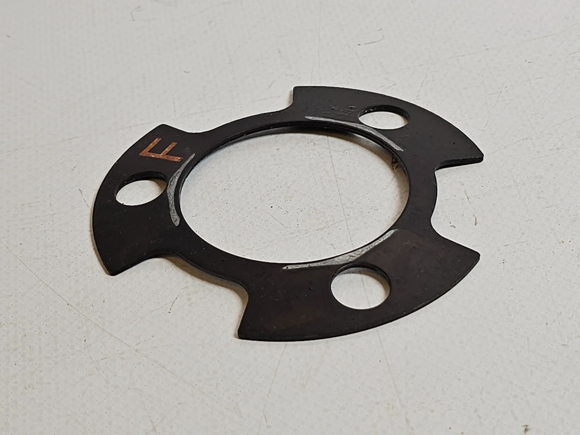 BMW 3er E46 320i M52TÜ M54 E39 525i    Auslassnockenwelle Blech 2