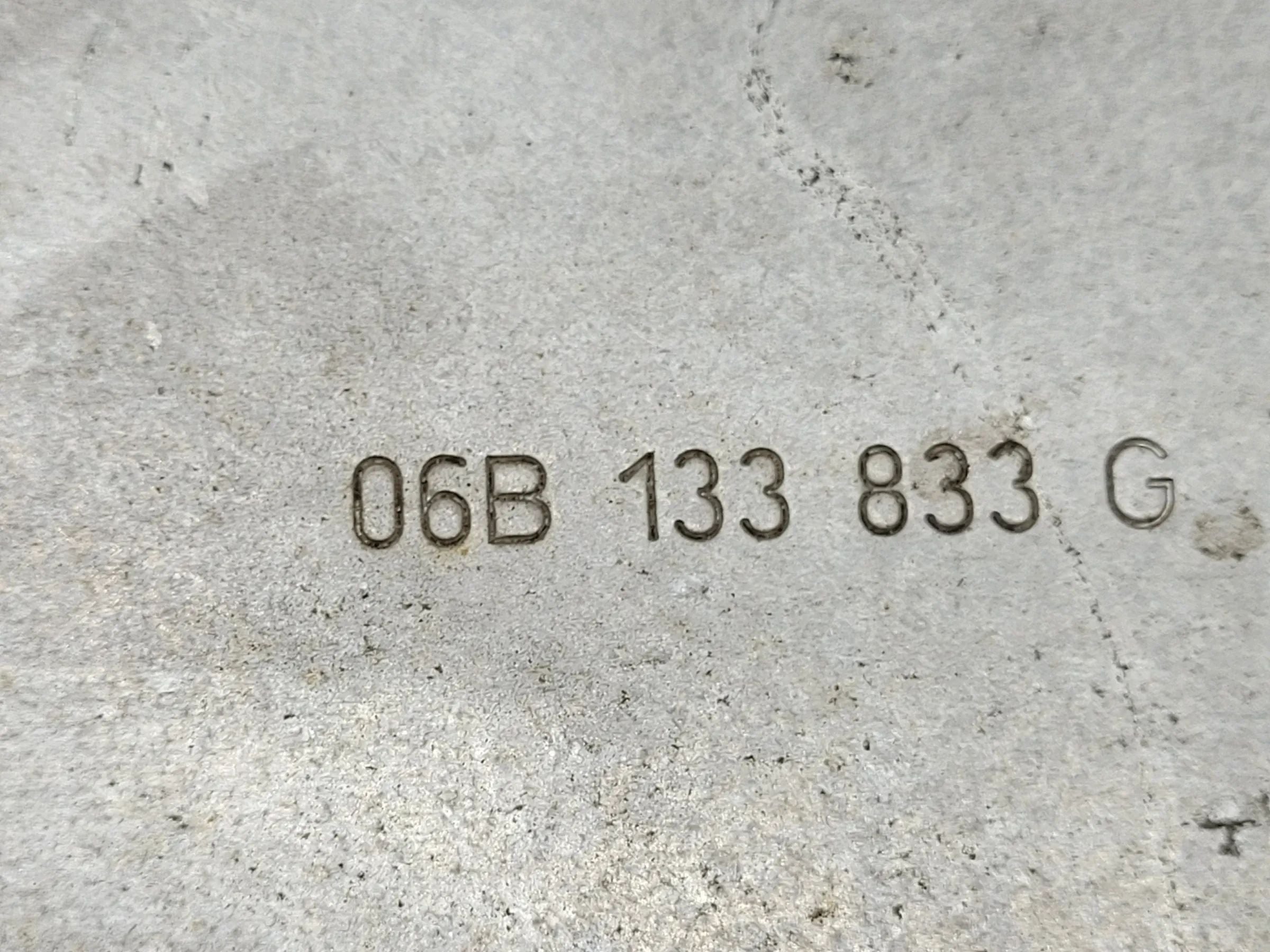 Audi A4 (8E/B6/B7) Luftfilterkasten Oberteil Deckel 06B133833G Original