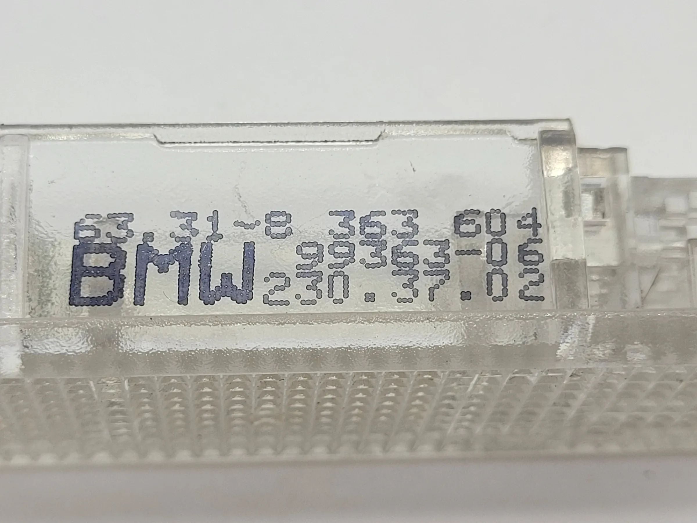 BMW 5er Touring E39 Einstiegsleuchte Innenlicht L/R 63.31-8363604 Original