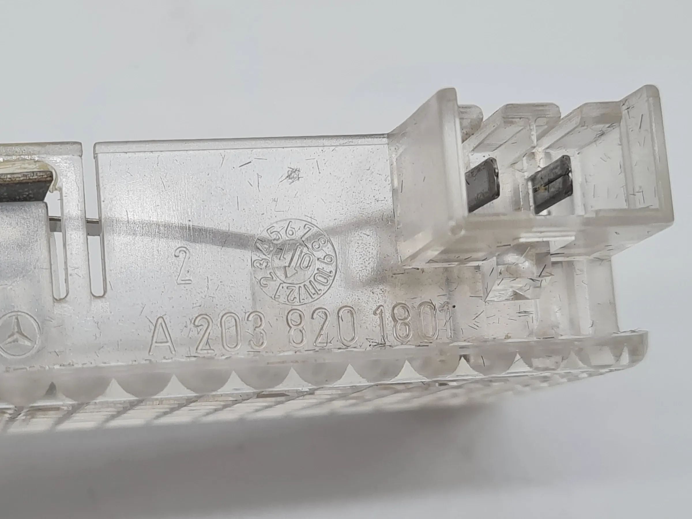 Original Mercedes C-Klasse (W203) Leuchte Licht, Handschuhfach A2038201801