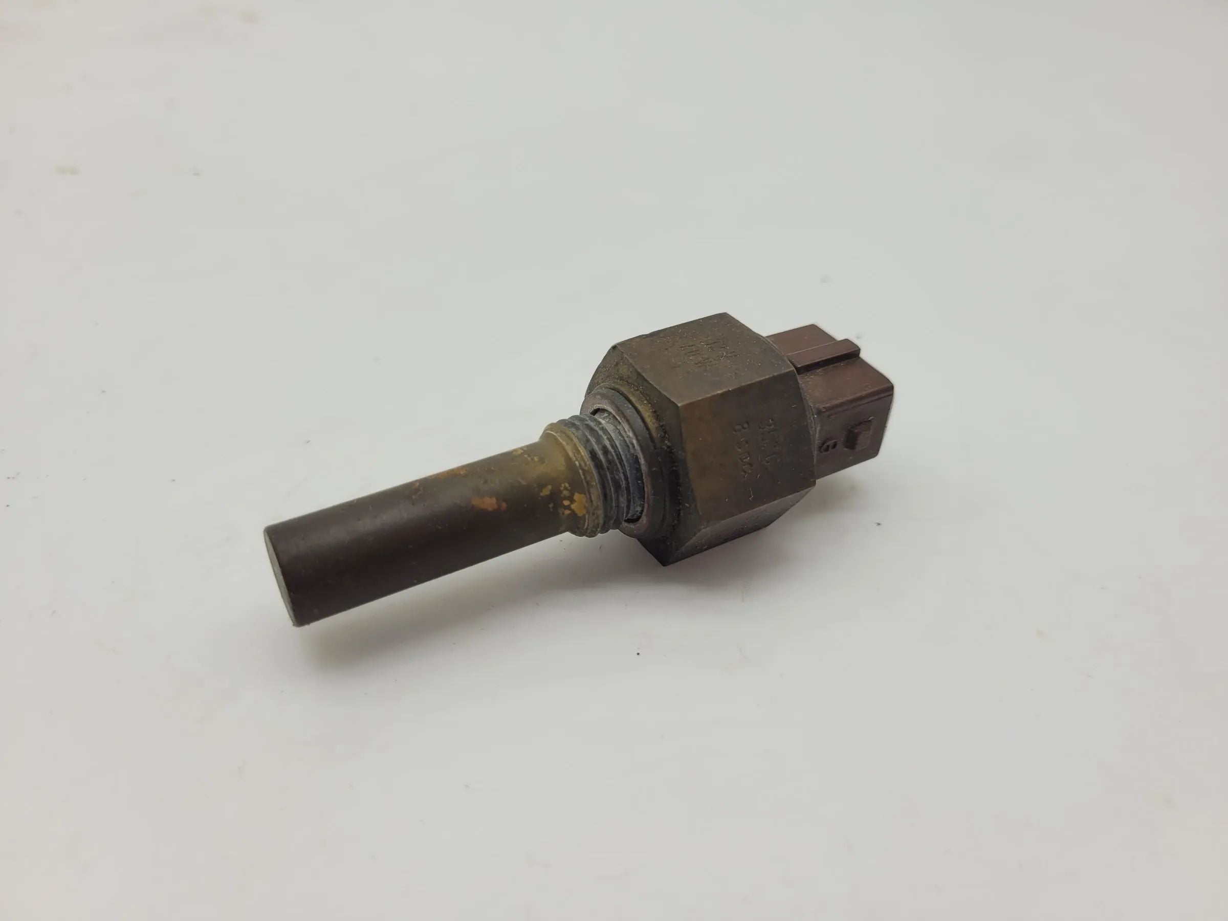 BMW 5er E28 E34 6er E24 7er E23 E32 Kühlflüssigkeit Temperaturfühler 0280130023
